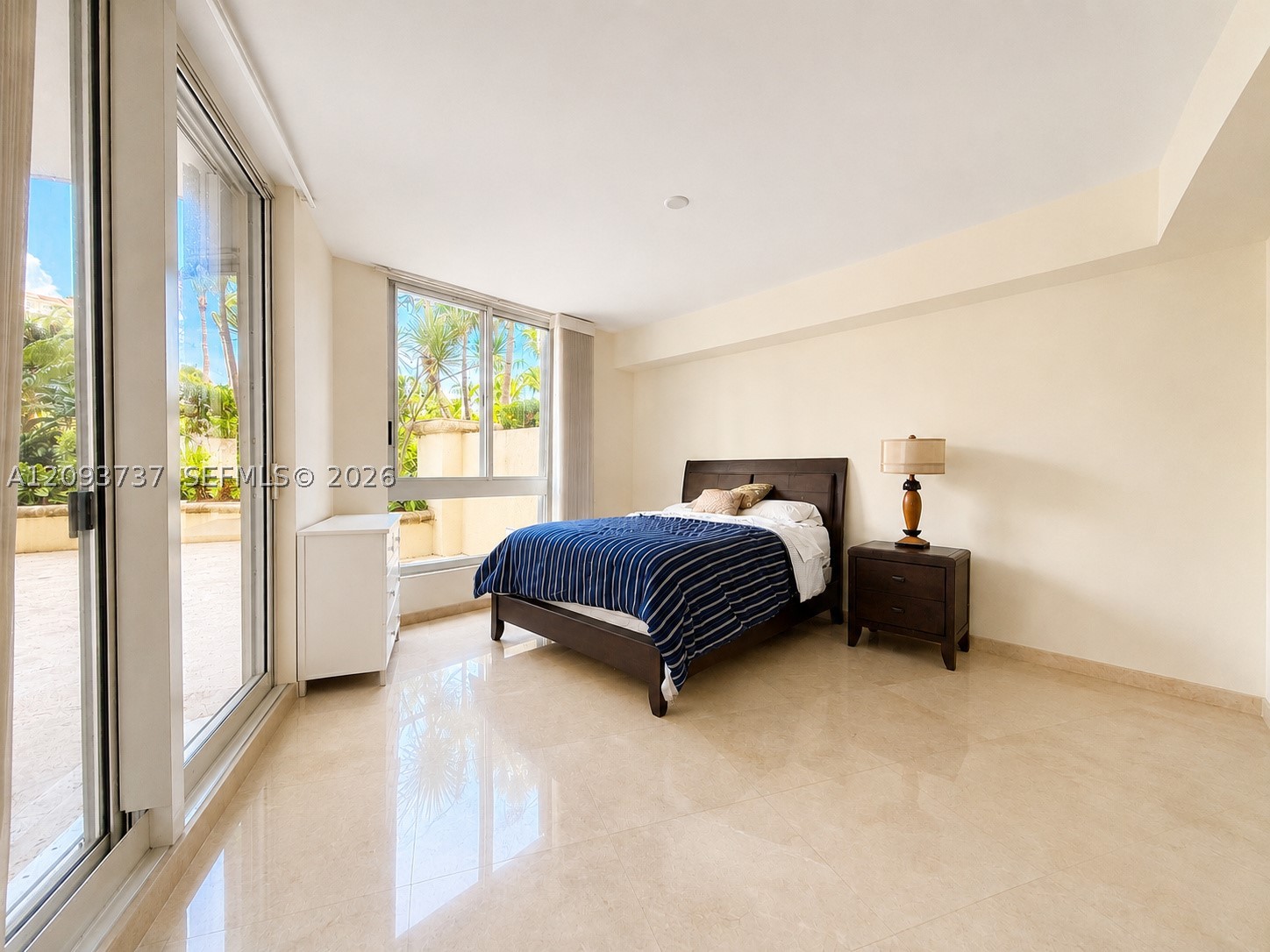 799 Crandon Blvd #202 Key Biscayne, FL 33149