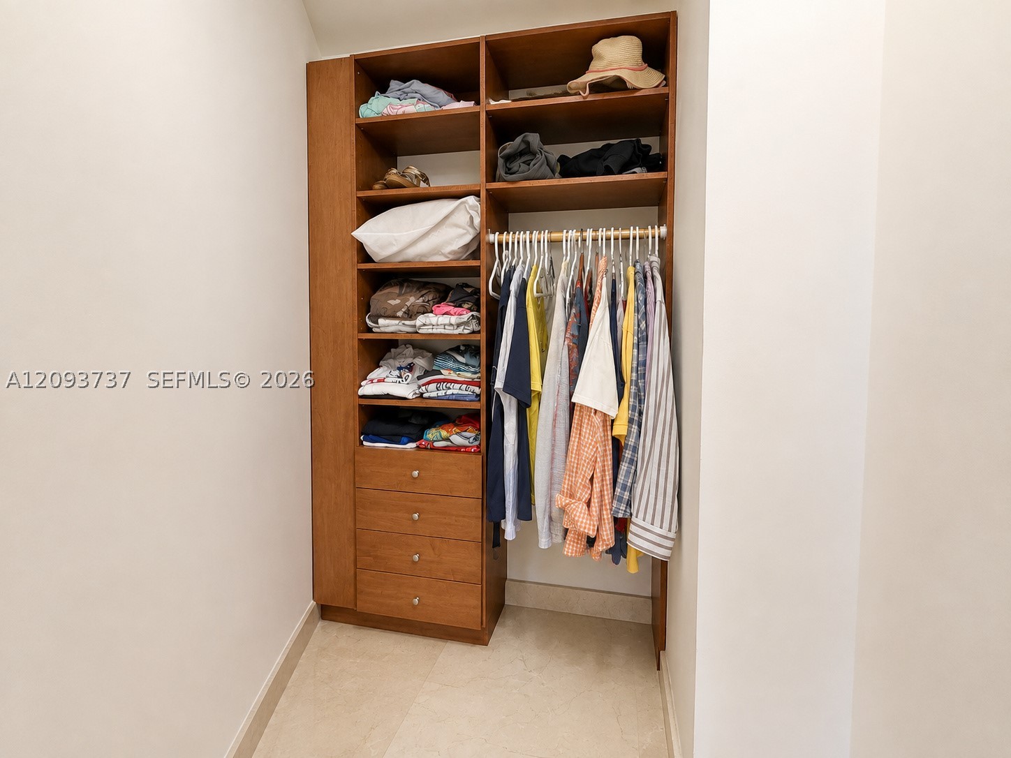 799 Crandon Blvd #202 Key Biscayne, FL 33149