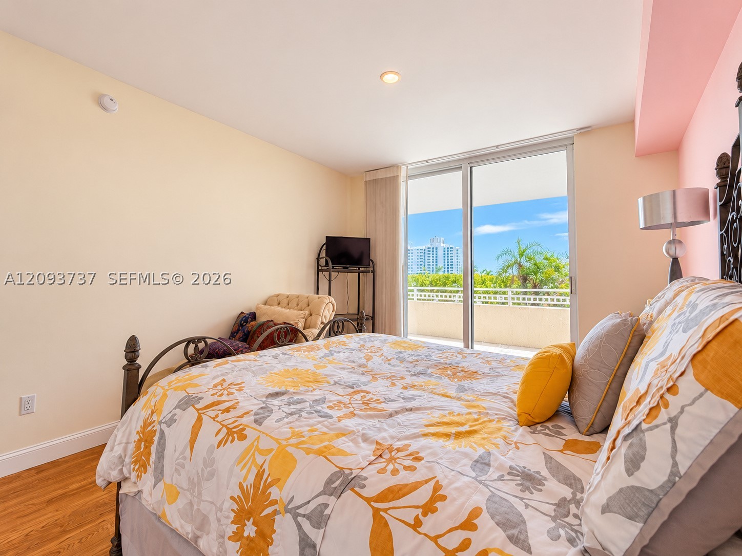 799 Crandon Blvd #202 Key Biscayne, FL 33149