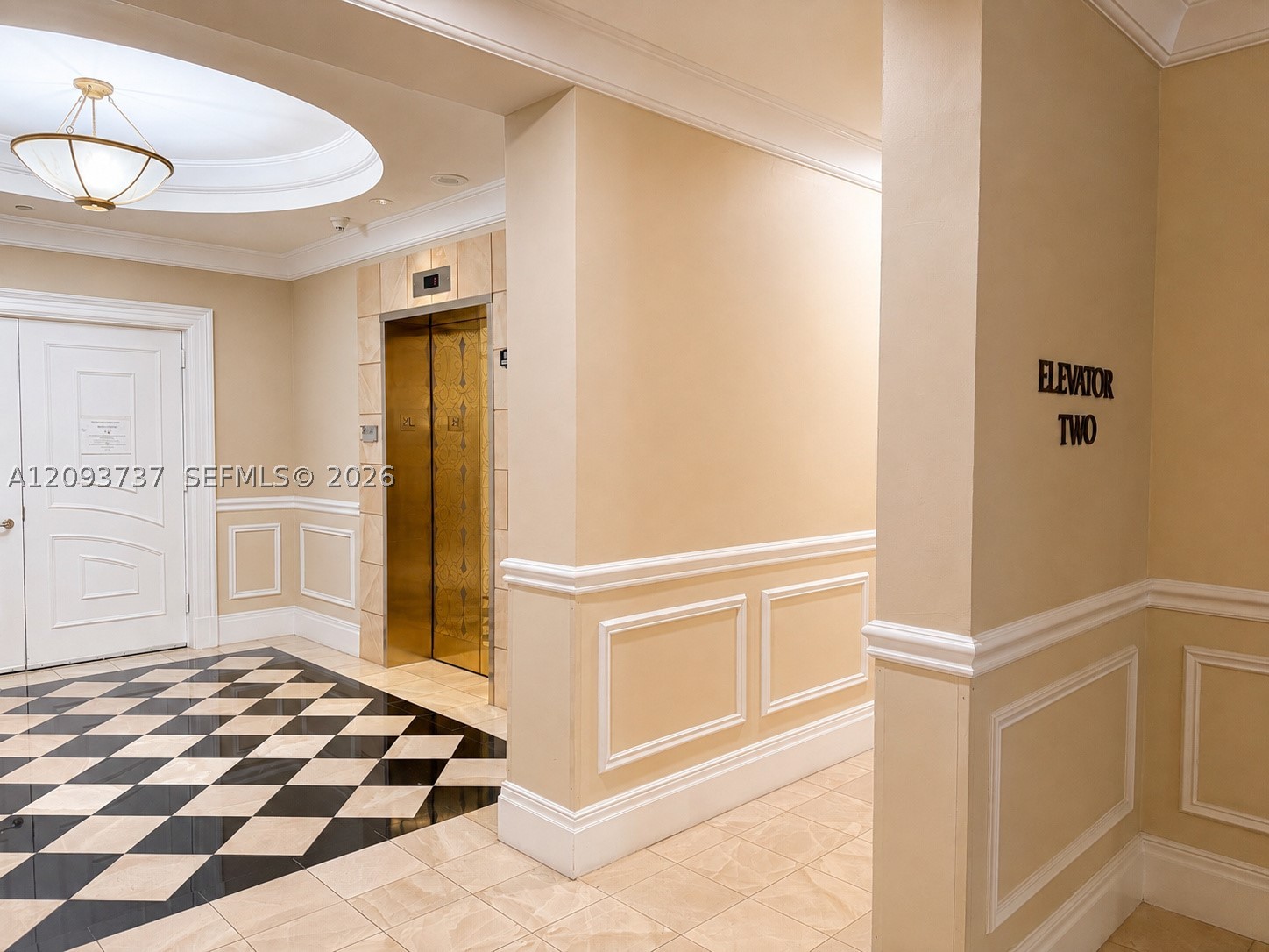 799 Crandon Blvd #202 Key Biscayne, FL 33149