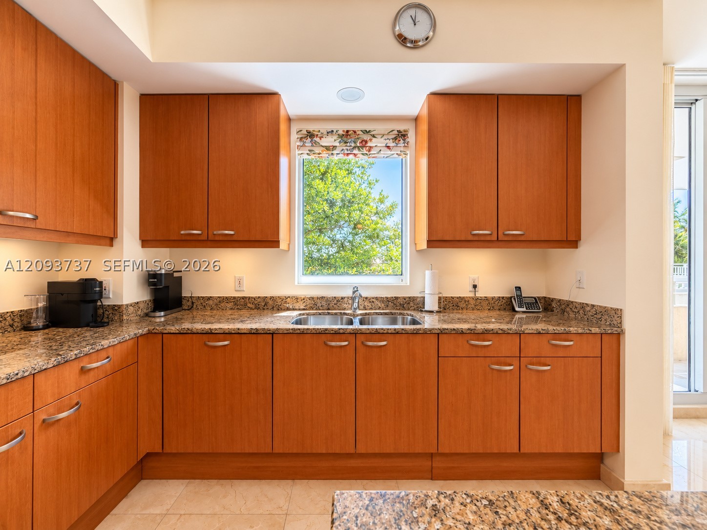 799 Crandon Blvd #202 Key Biscayne, FL 33149