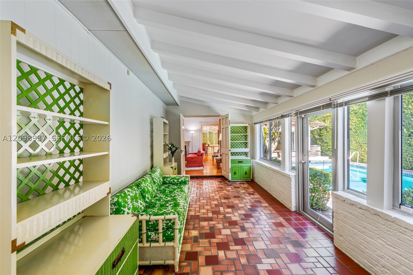 6415 Pine Tree Dr Cir Miami Beach, FL 33141