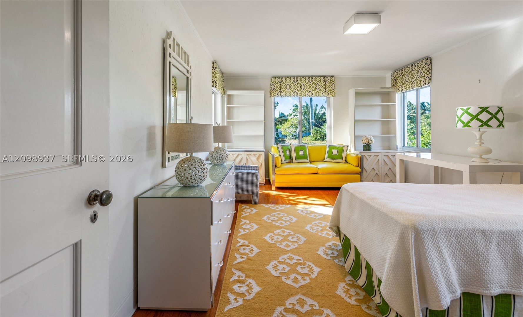 6415 Pine Tree Dr Cir Miami Beach, FL 33141