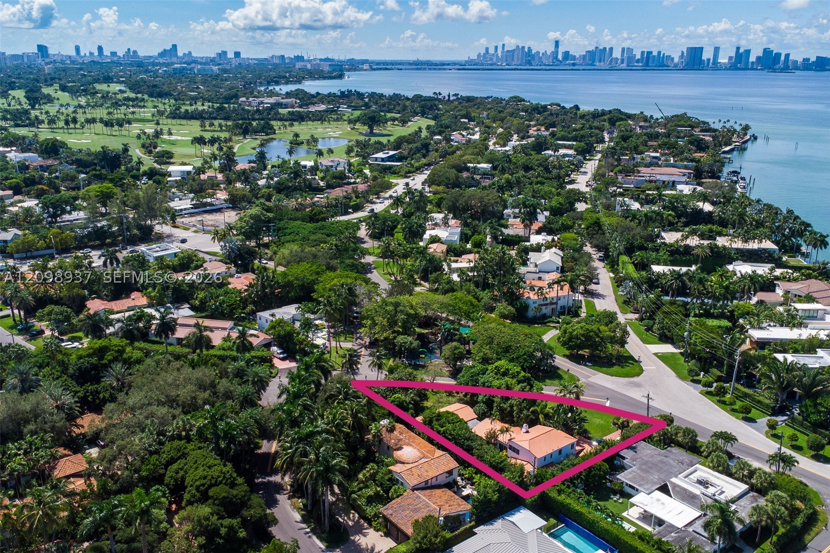 6415 Pine Tree Dr Cir Miami Beach, FL 33141