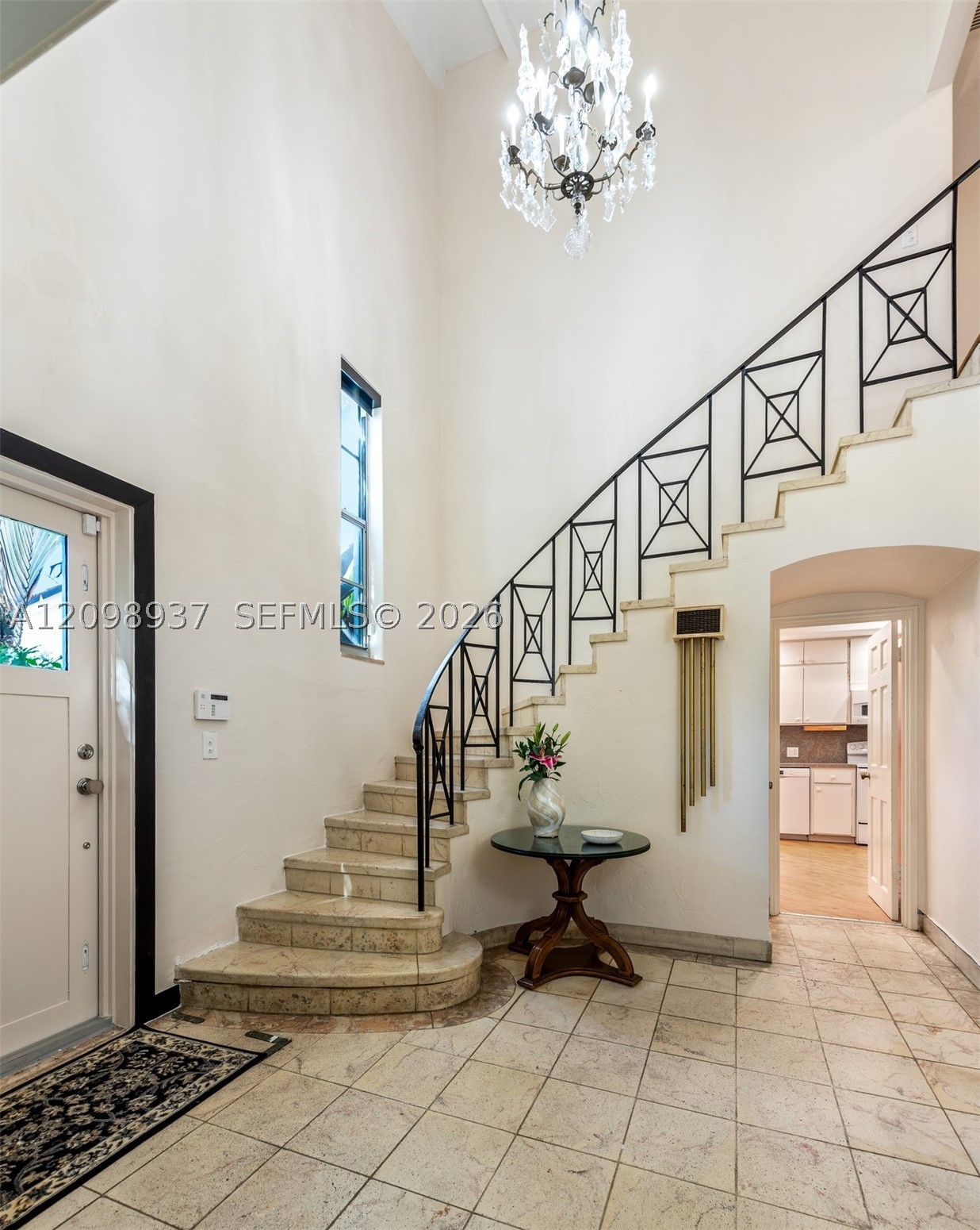 6415 Pine Tree Dr Cir Miami Beach, FL 33141