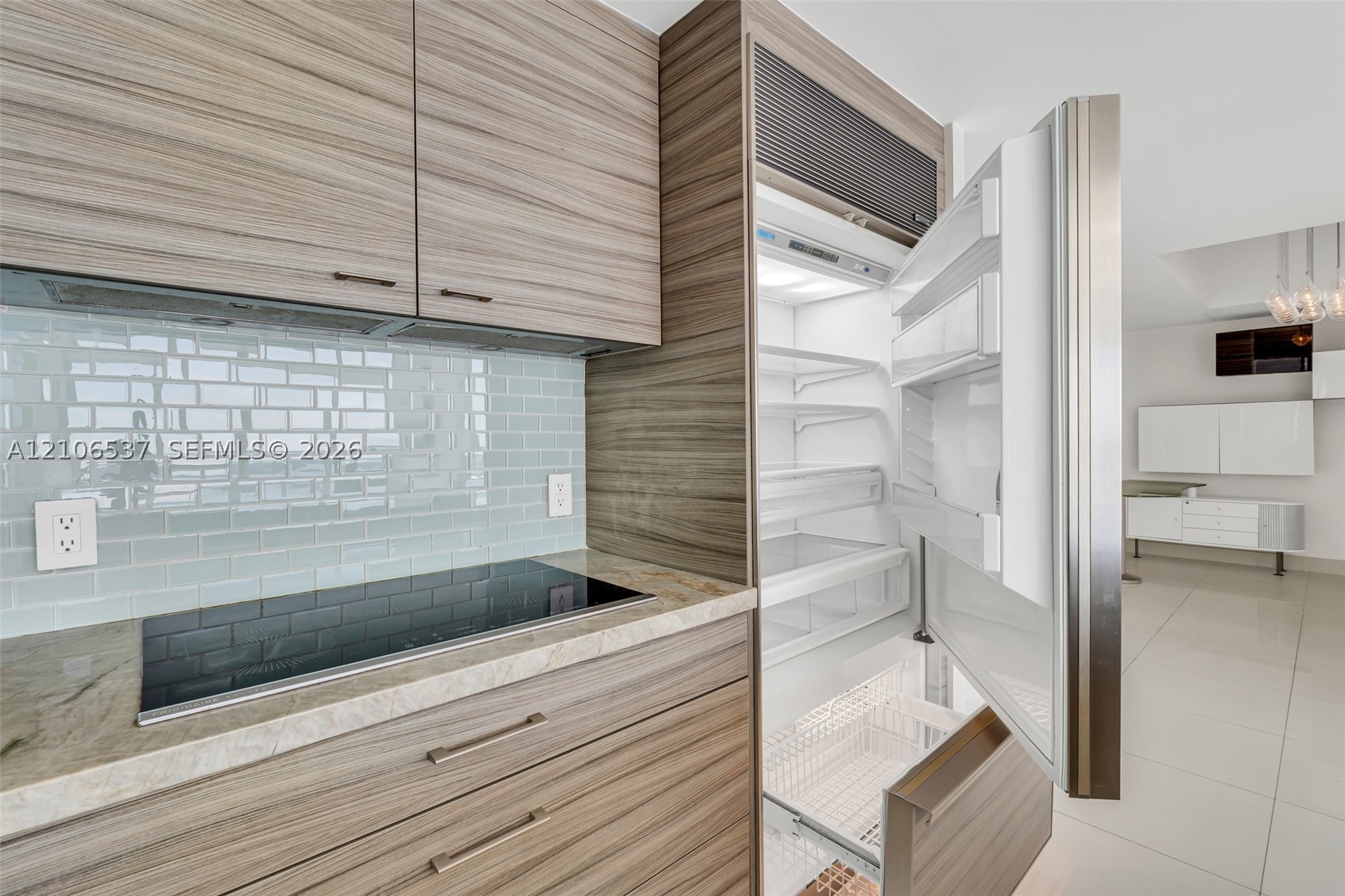 image Icon Brickell I12