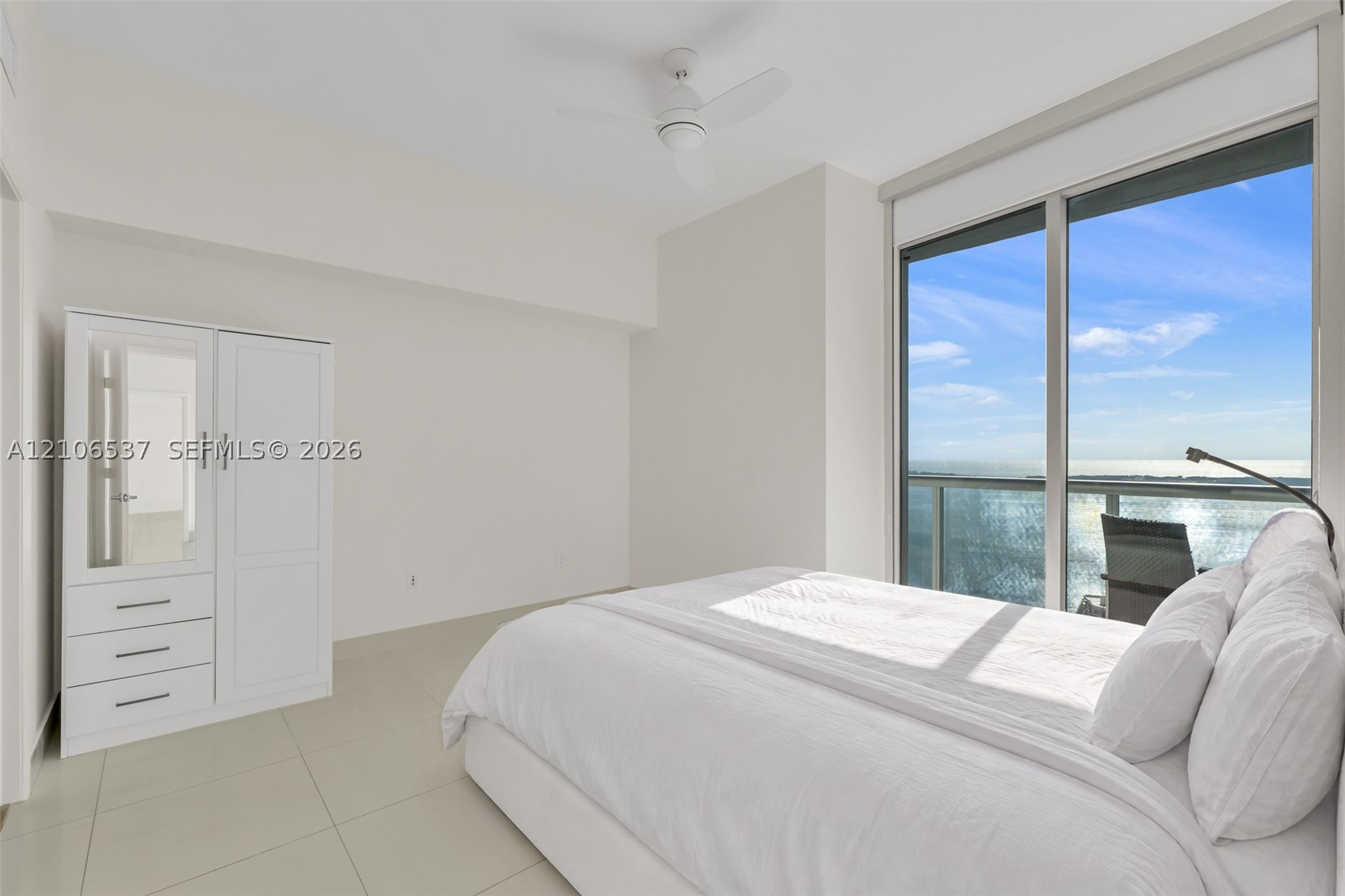 image Icon Brickell I34