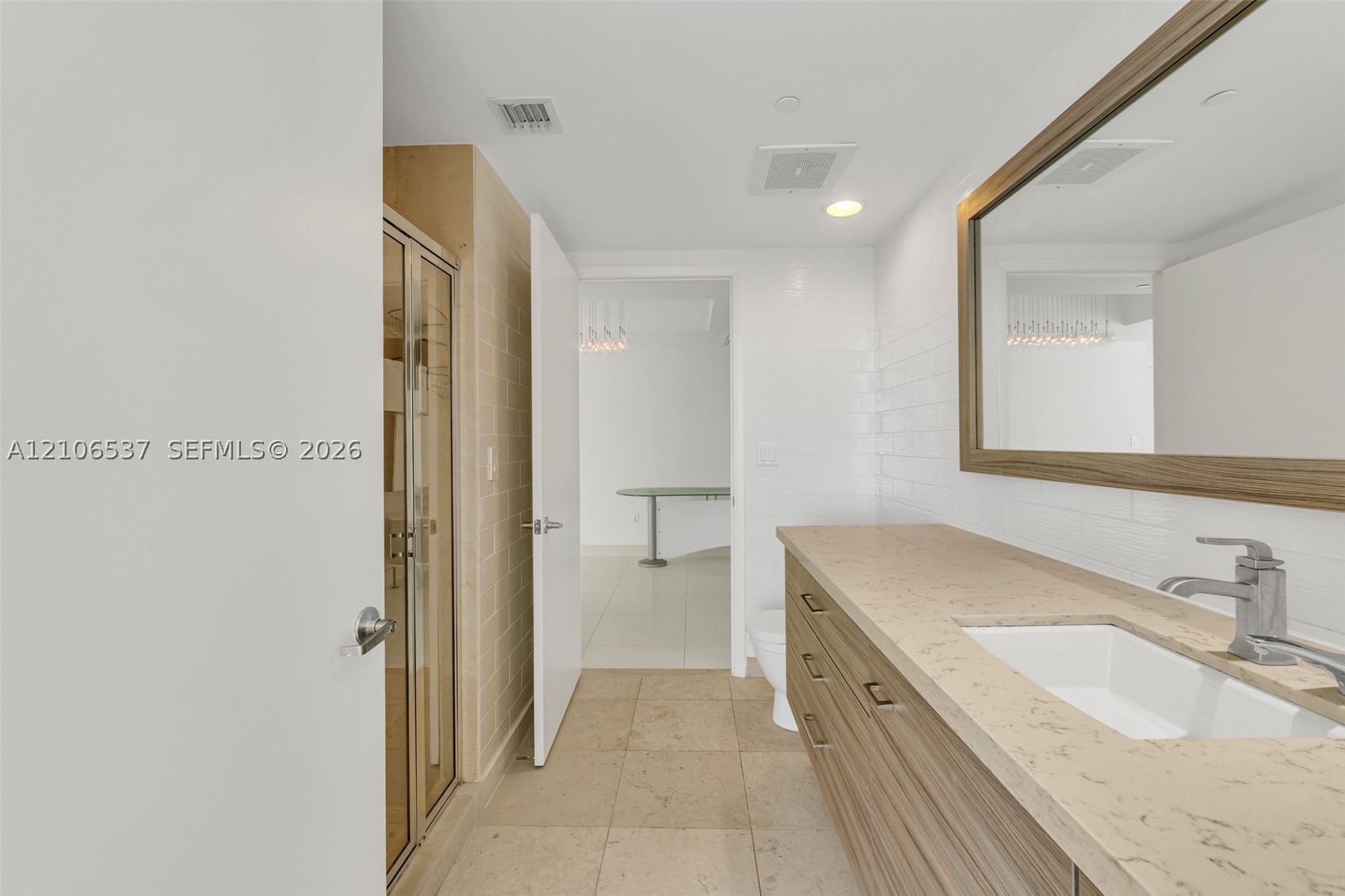 image Icon Brickell I37