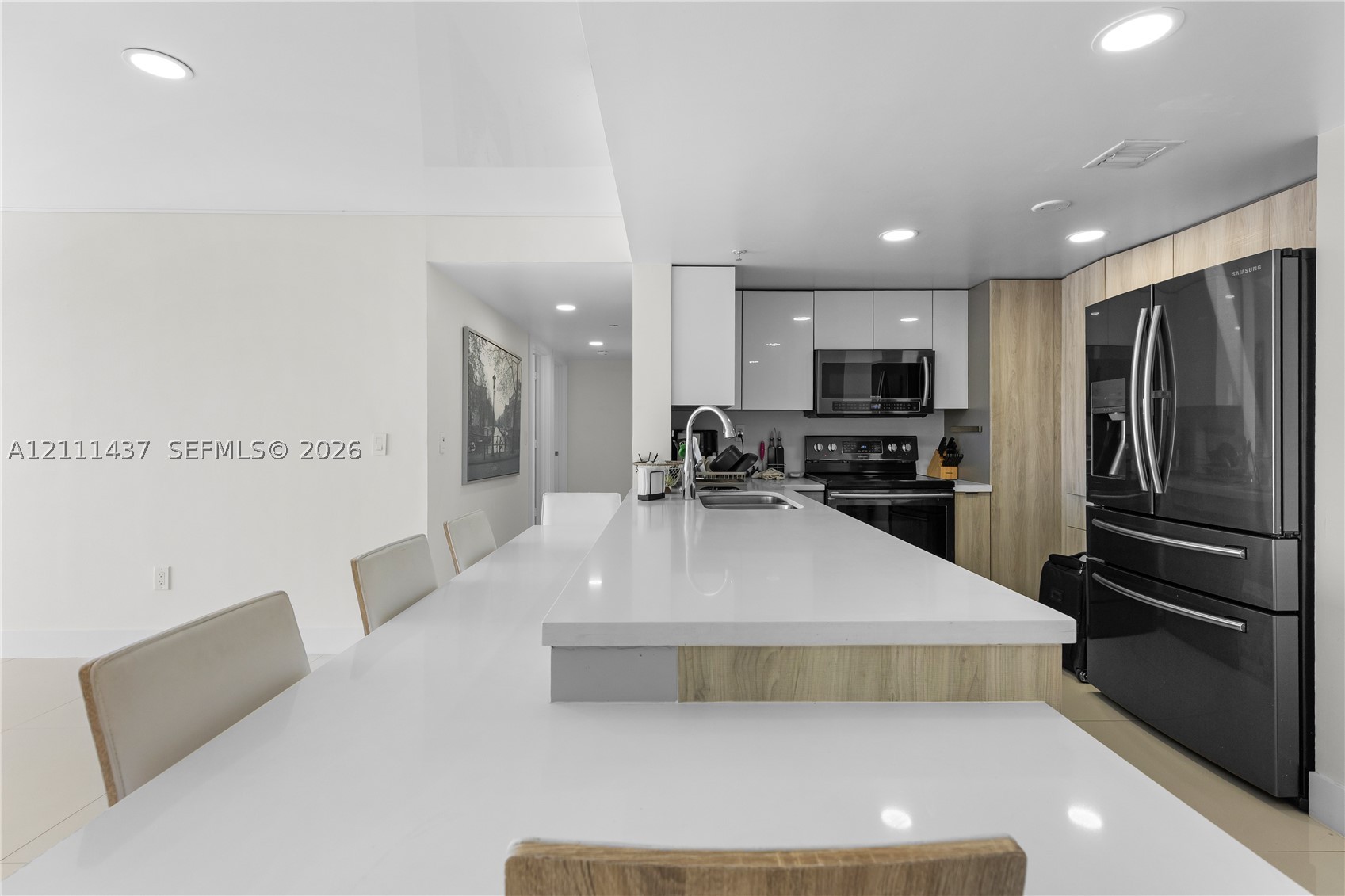3000 Coral Way #1110 Miami, FL 33145