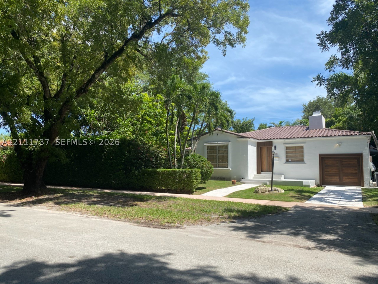 528 Sevilla Ave Coral Gables, FL 33134