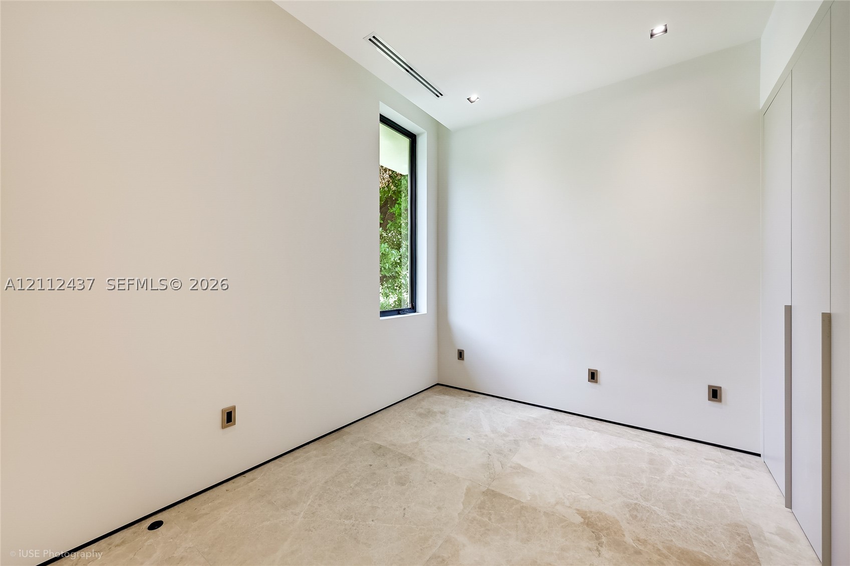 770 Lake Rd Miami, FL 33137