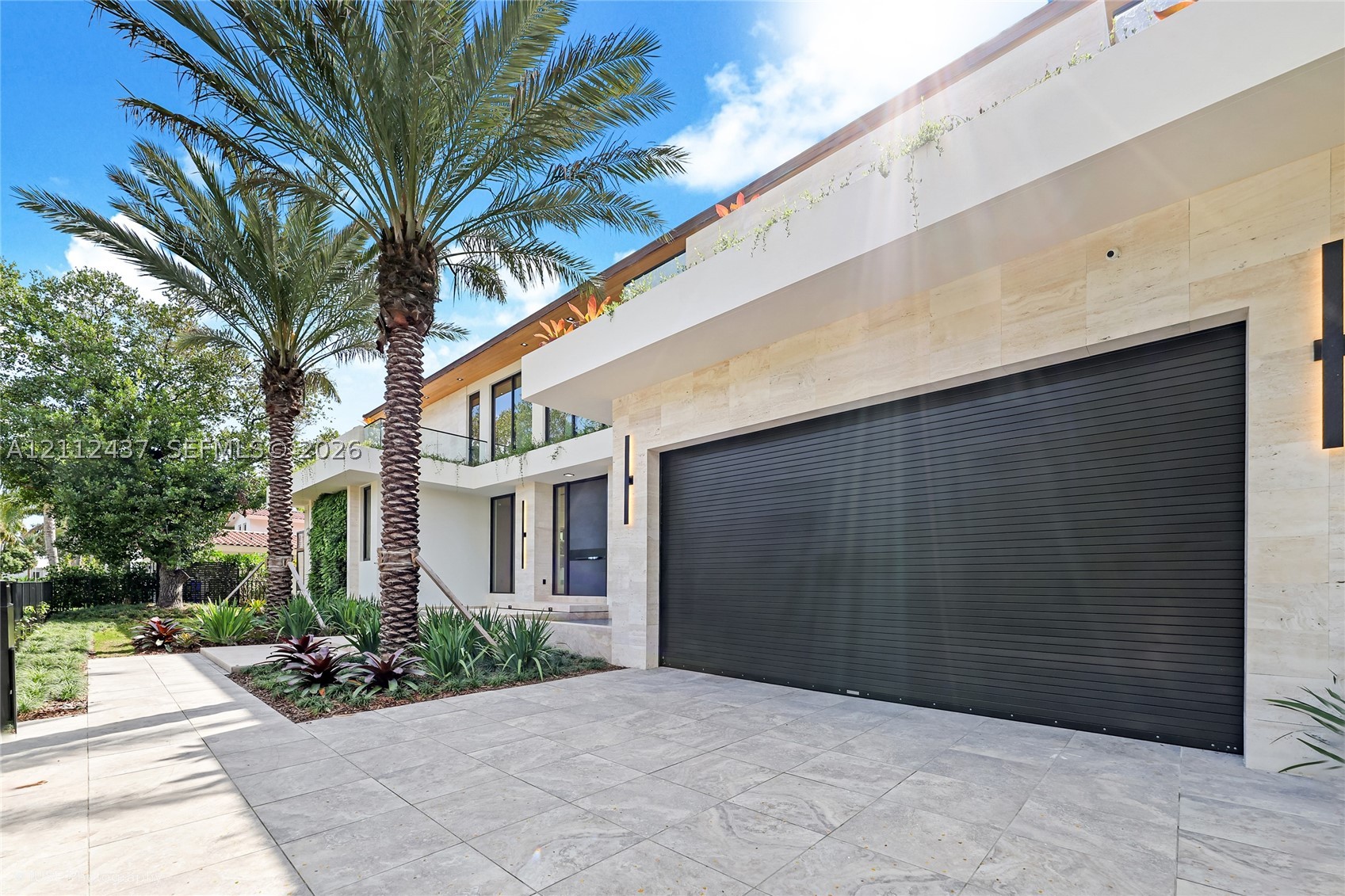 770 Lake Rd Miami, FL 33137