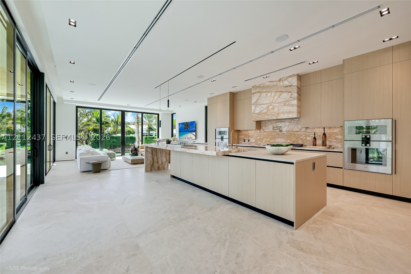 770 Lake Rd Miami, FL 33137