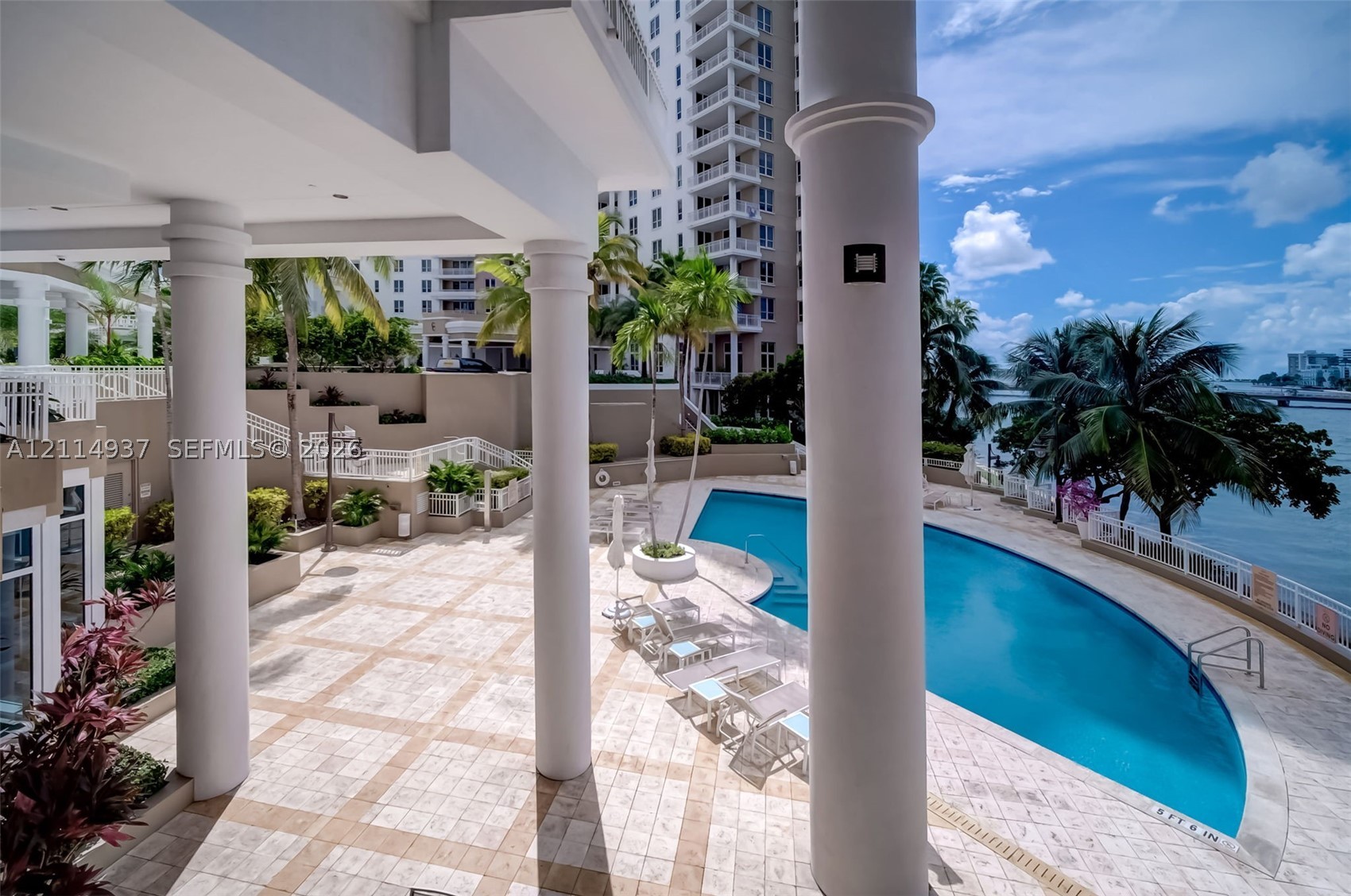 image Courts Brickell Key32