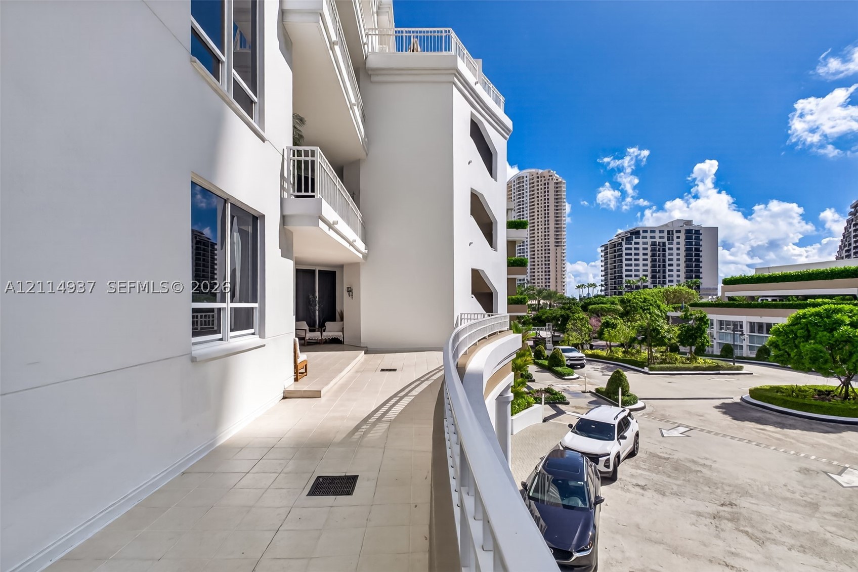 image Courts Brickell Key63