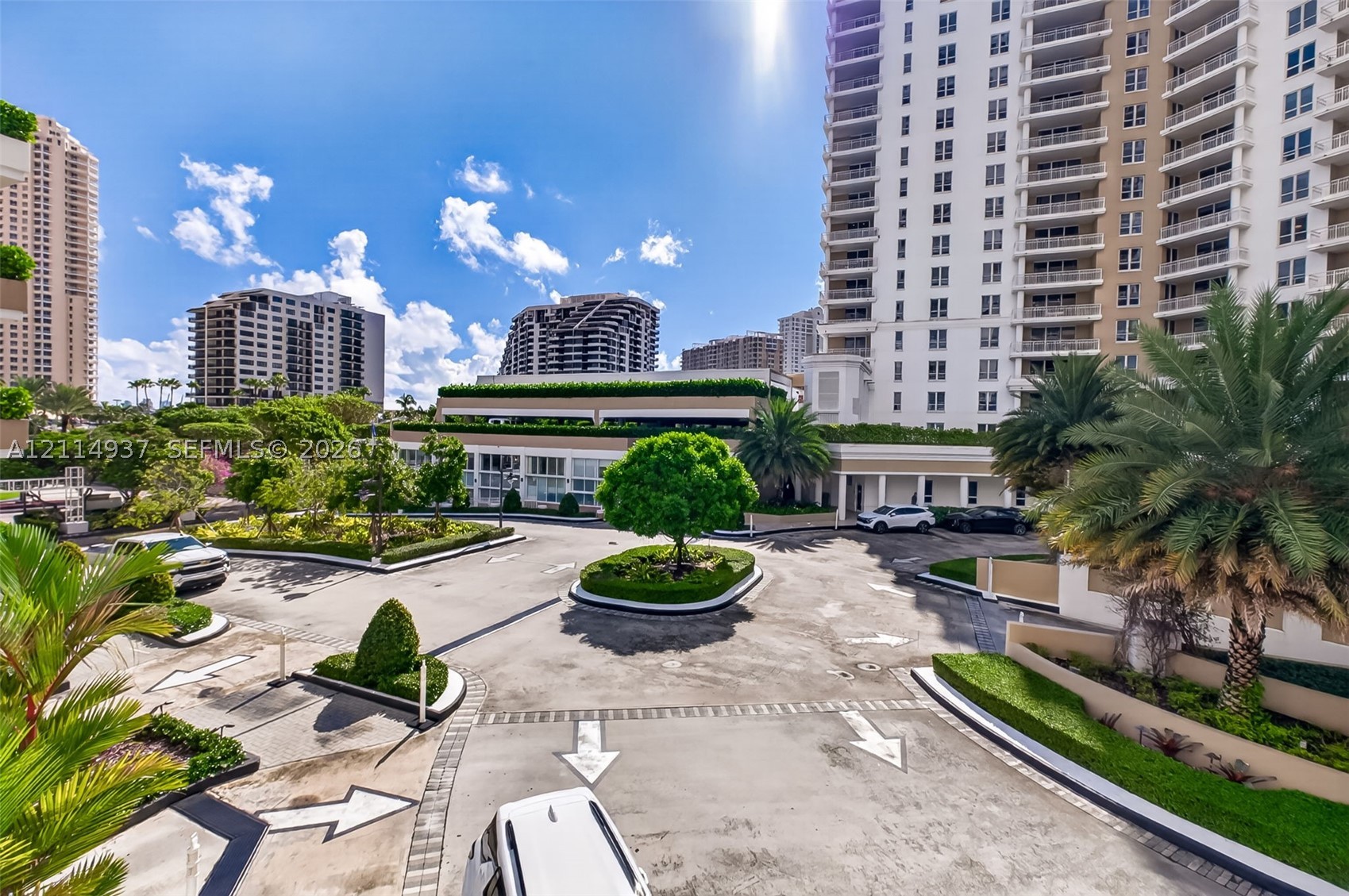 image Courts Brickell Key66