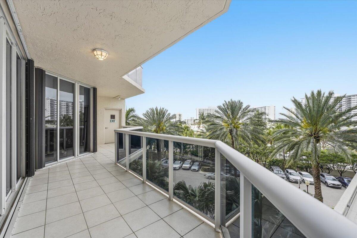 3100 N Ocean #407 Fort Lauderdale, FL 33308