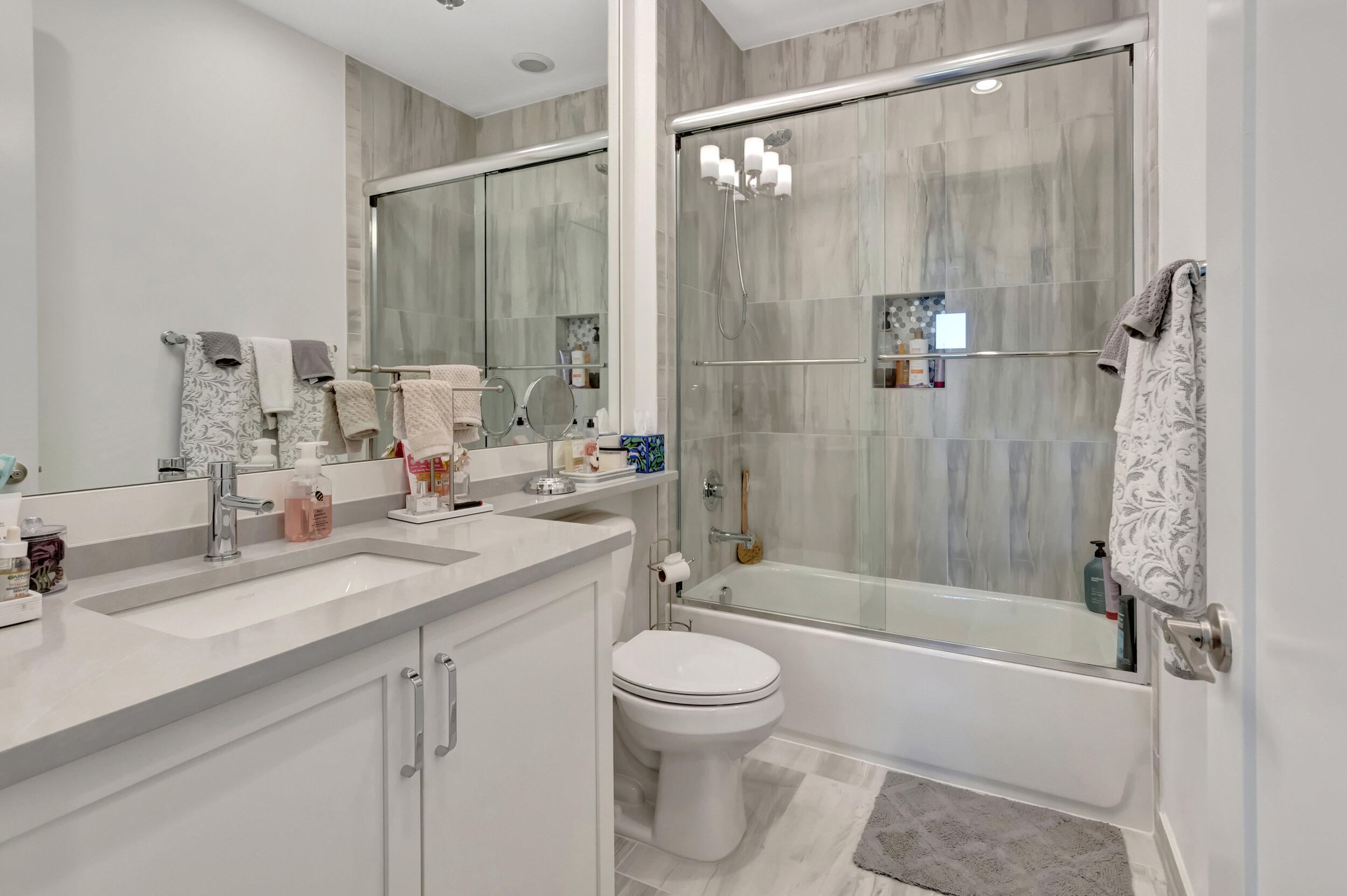 8870 Skyward Boca Raton, FL 33496