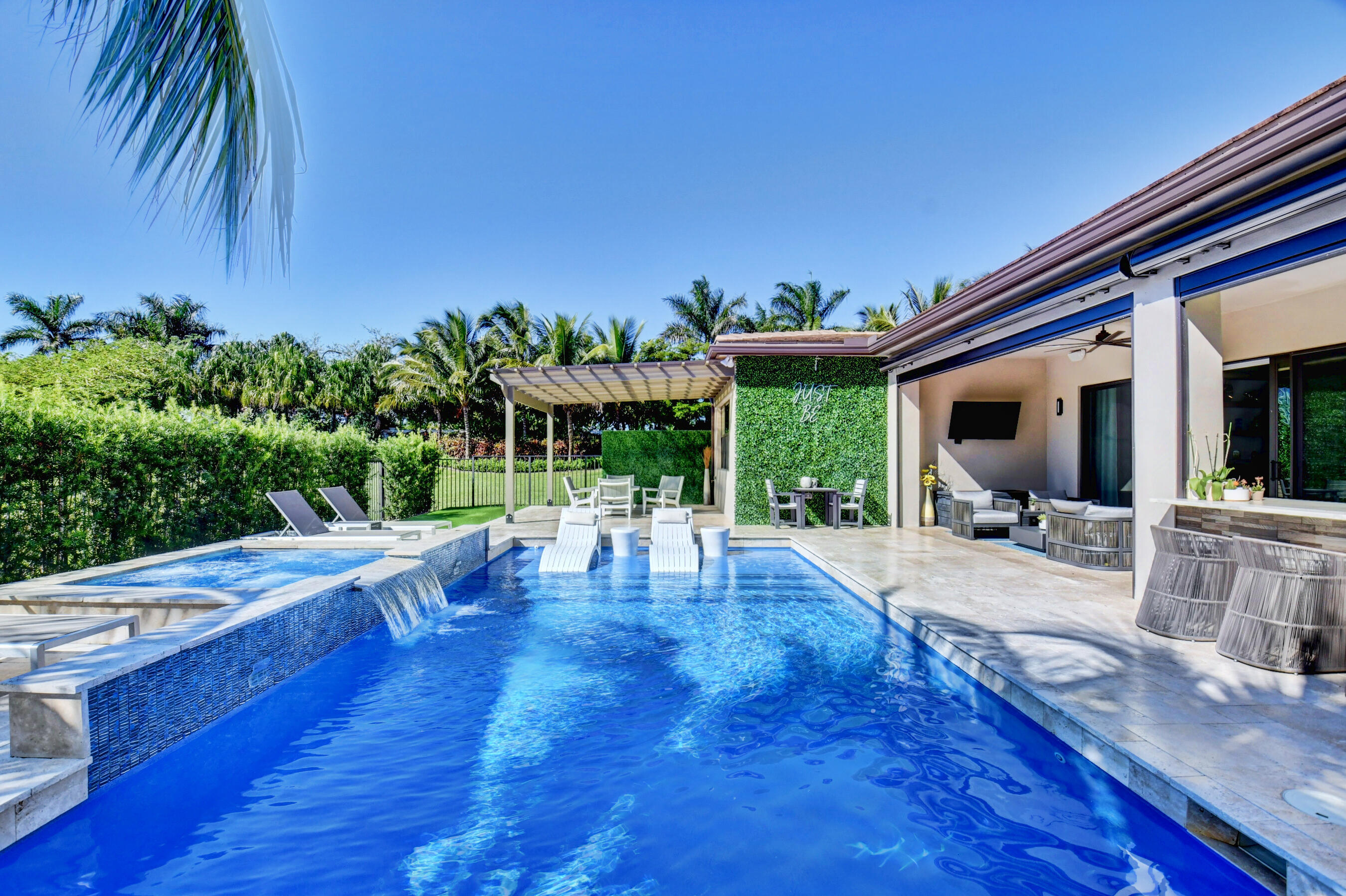 8870 Skyward Boca Raton, FL 33496