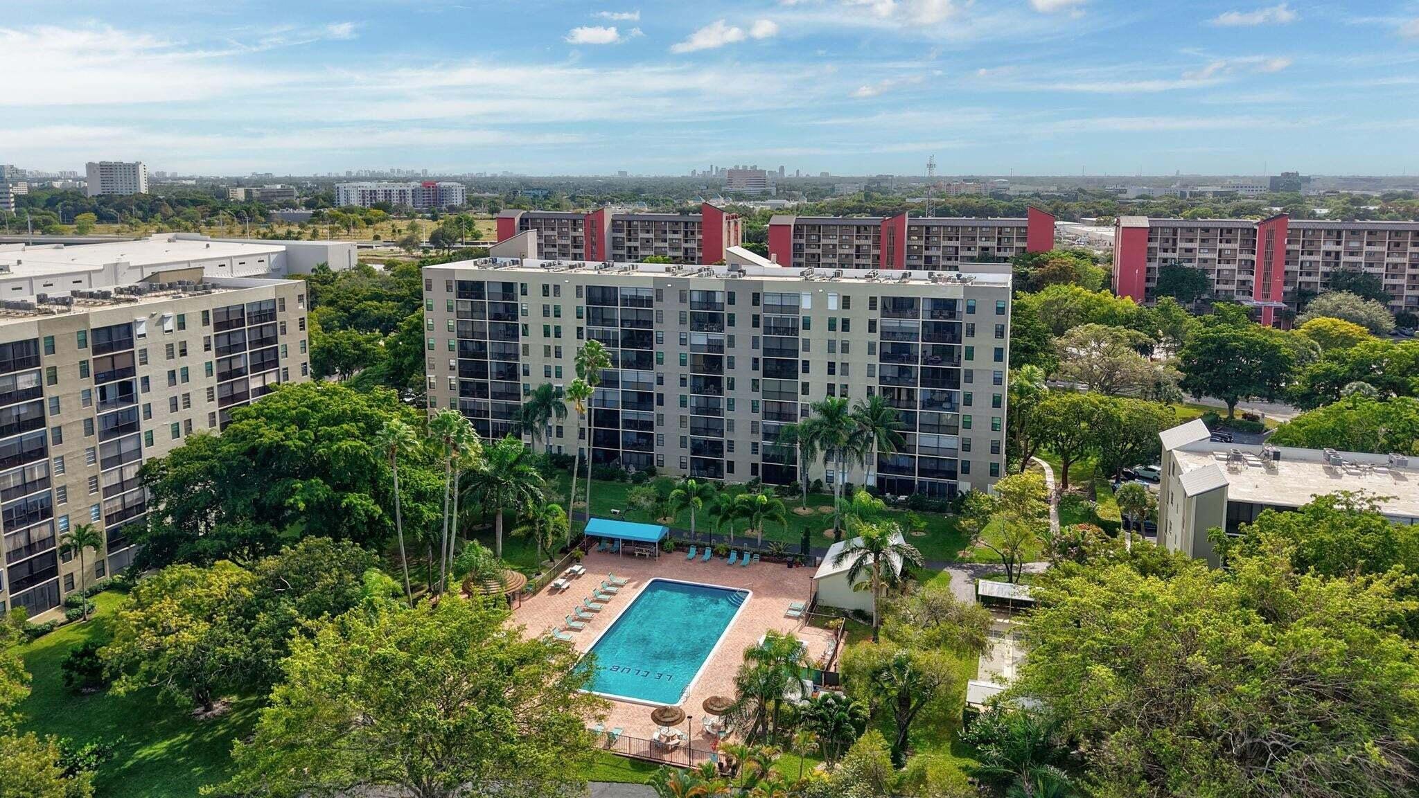 2205 S Cypress Bnd #908