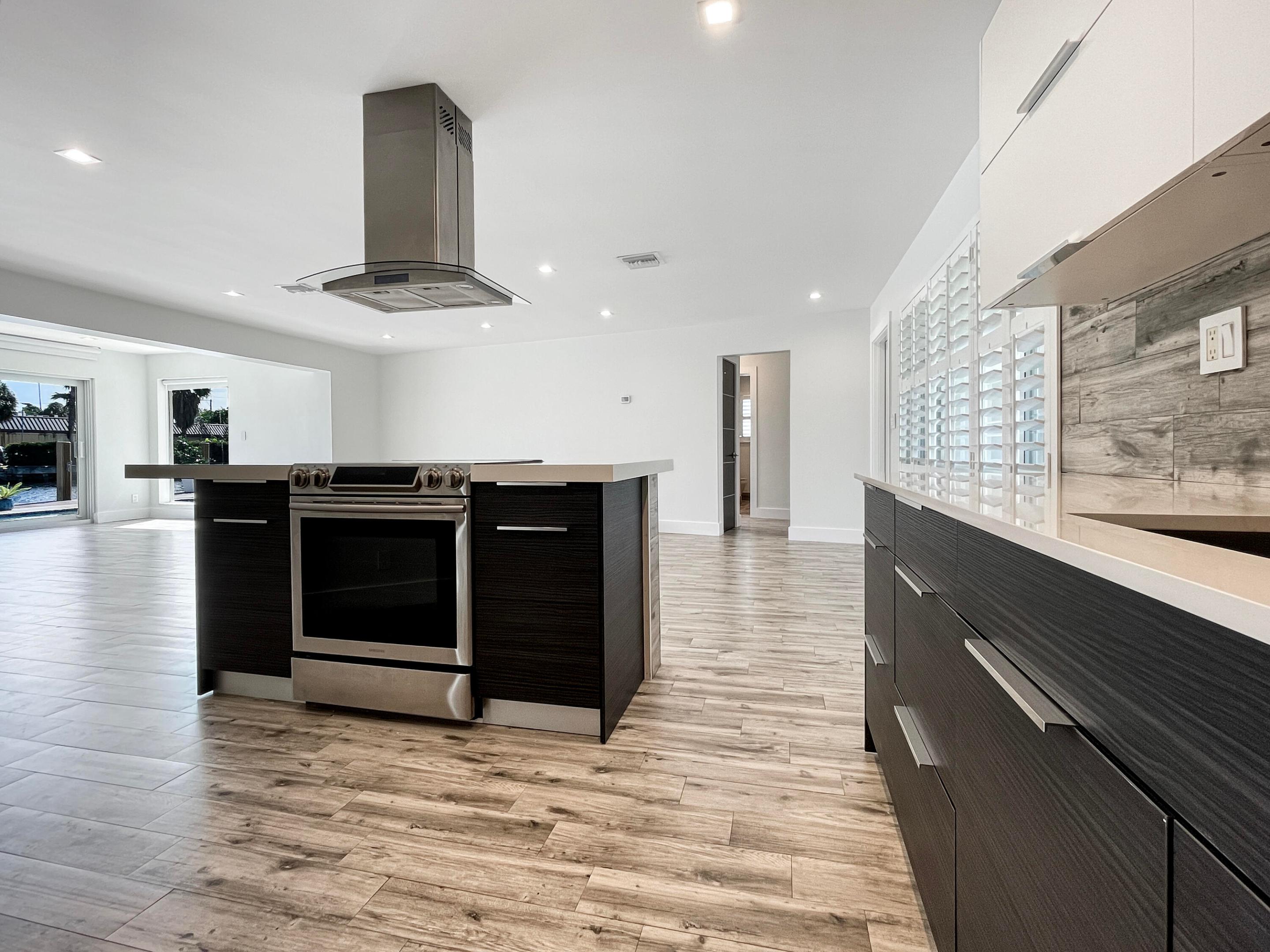 2164 NE 25th Wilton Manors, FL 33305