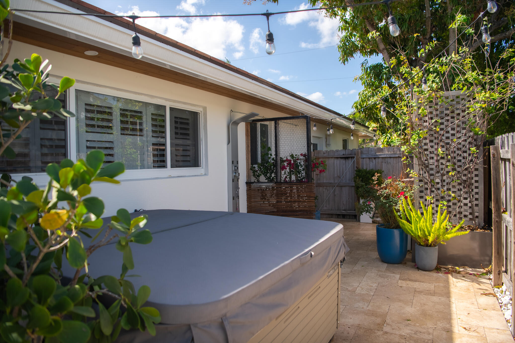 2164 NE 25th Wilton Manors, FL 33305