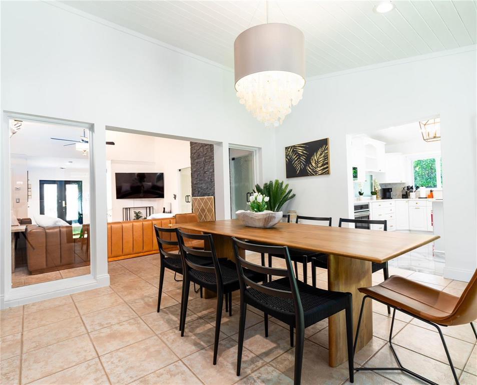 222 N Tradewinds Fort Lauderdale, FL 33308