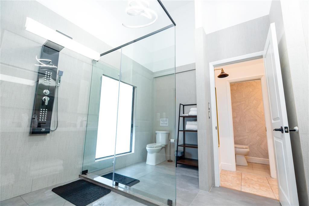 222 N Tradewinds Fort Lauderdale, FL 33308