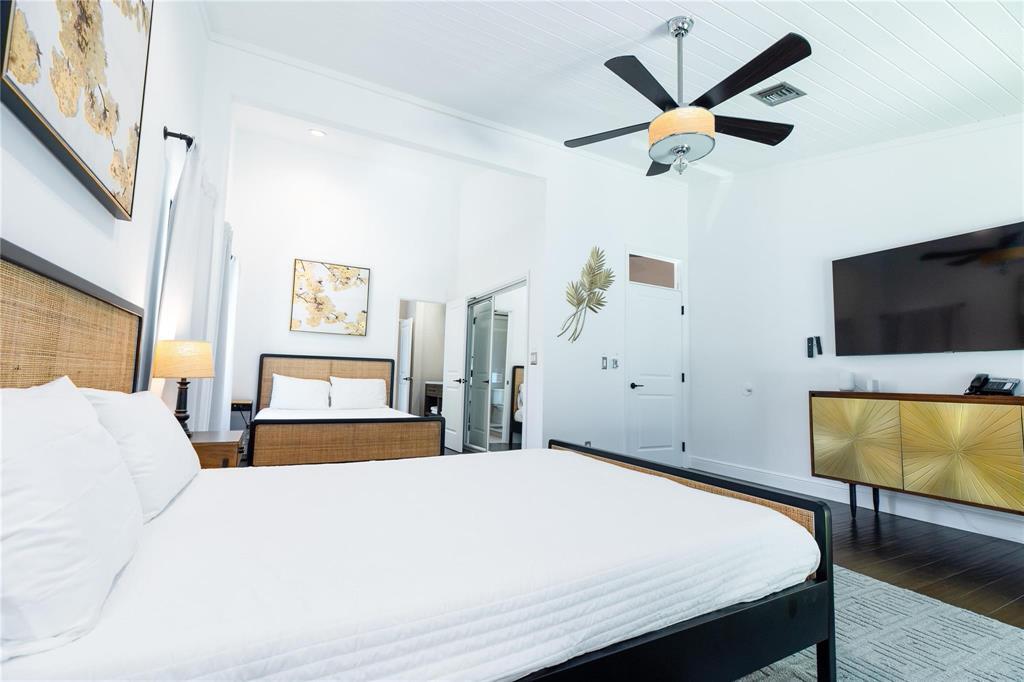 222 N Tradewinds Fort Lauderdale, FL 33308