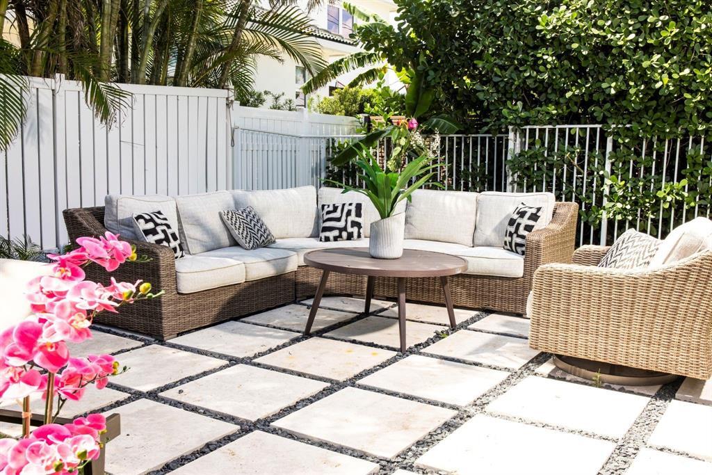 222 N Tradewinds Fort Lauderdale, FL 33308