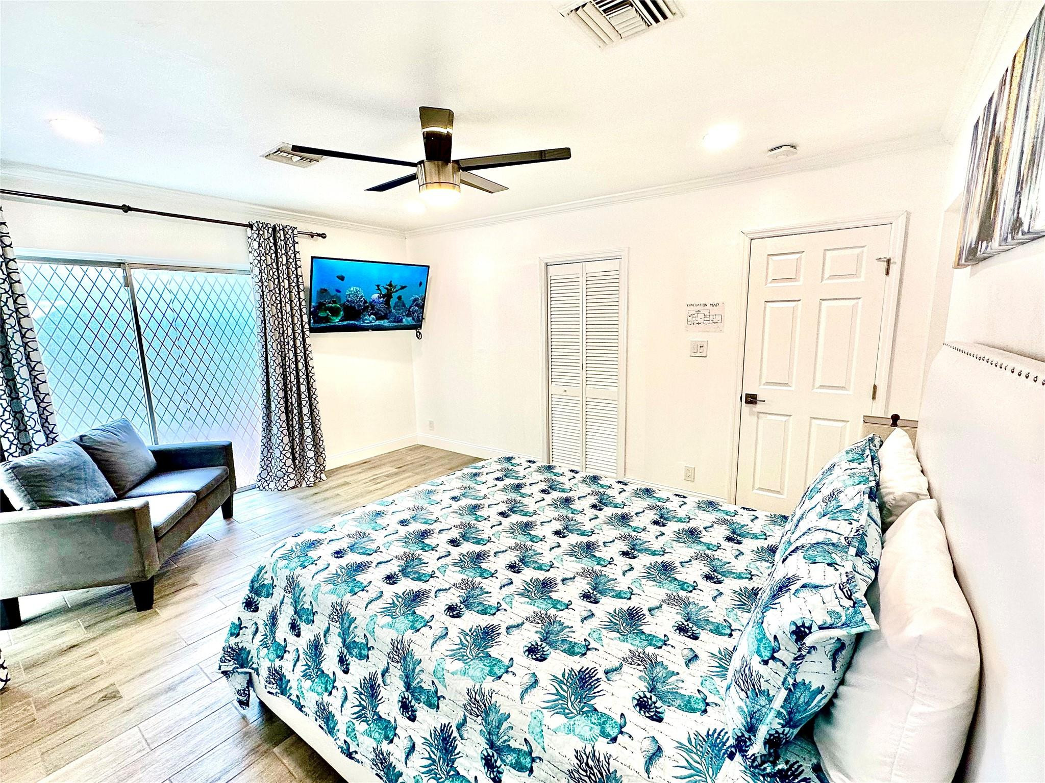 1742 NE 7th Fort Lauderdale, FL 33304