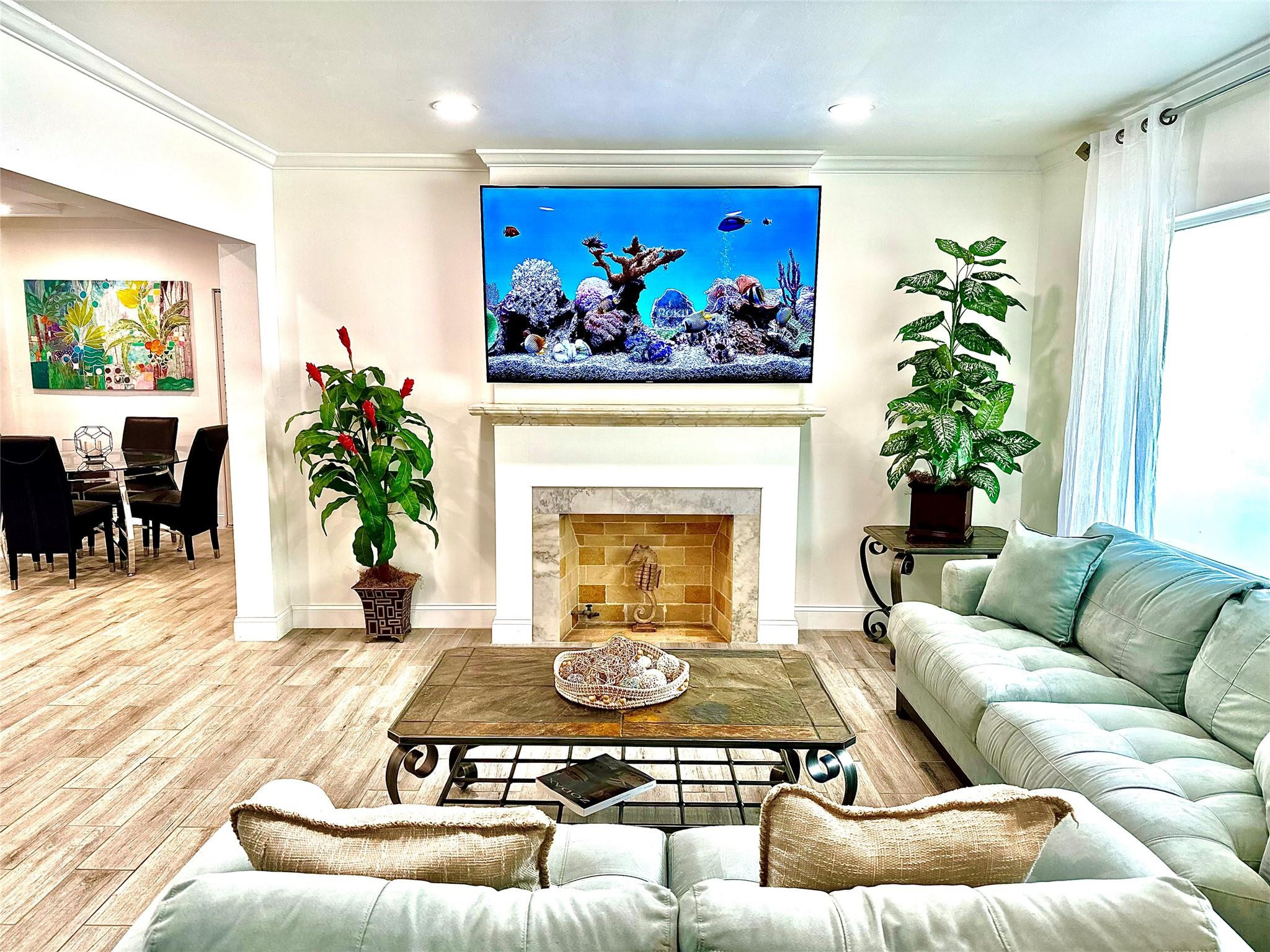 1742 NE 7th Fort Lauderdale, FL 33304