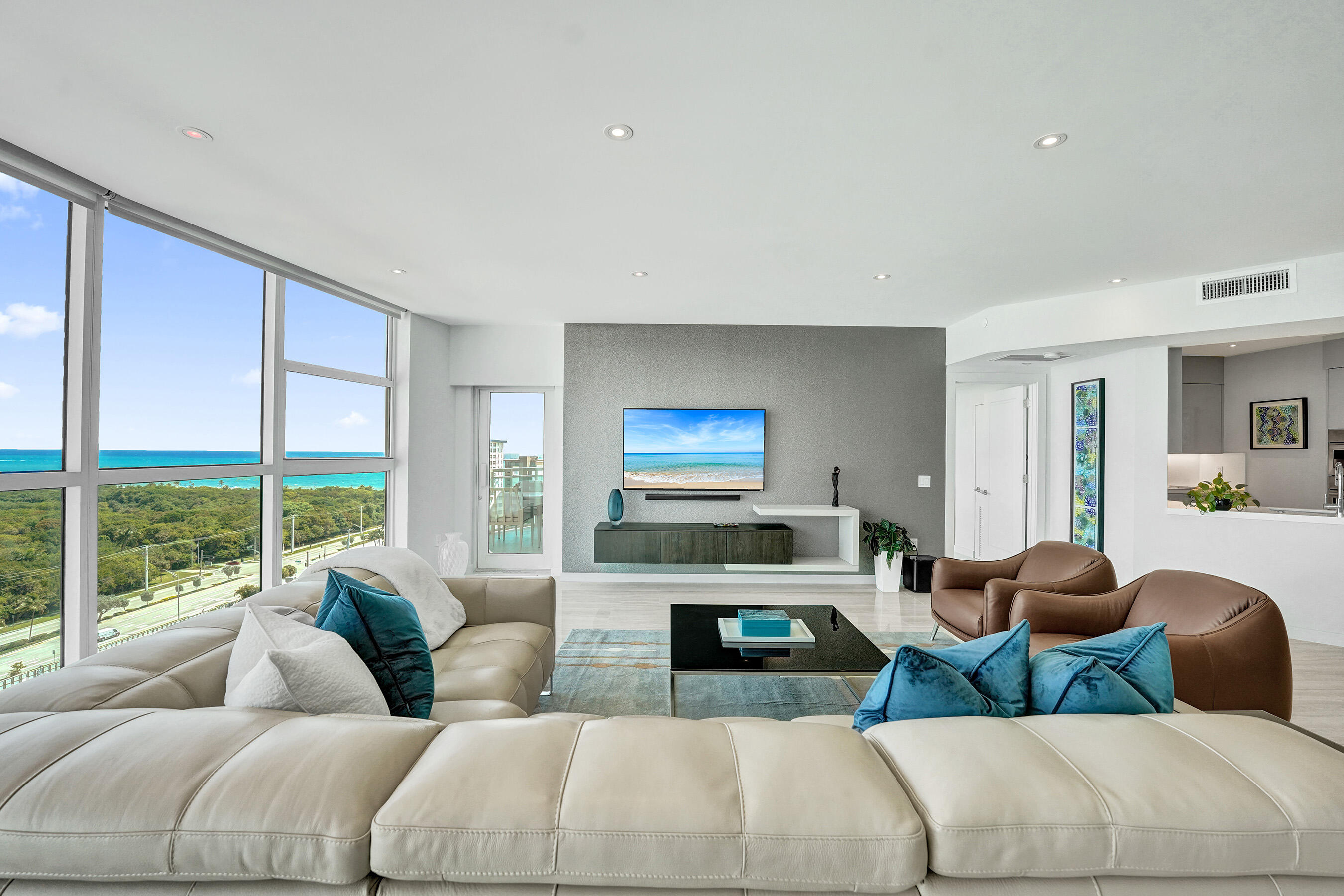 2845 NE 9th #Ph5 Fort Lauderdale, FL 33304