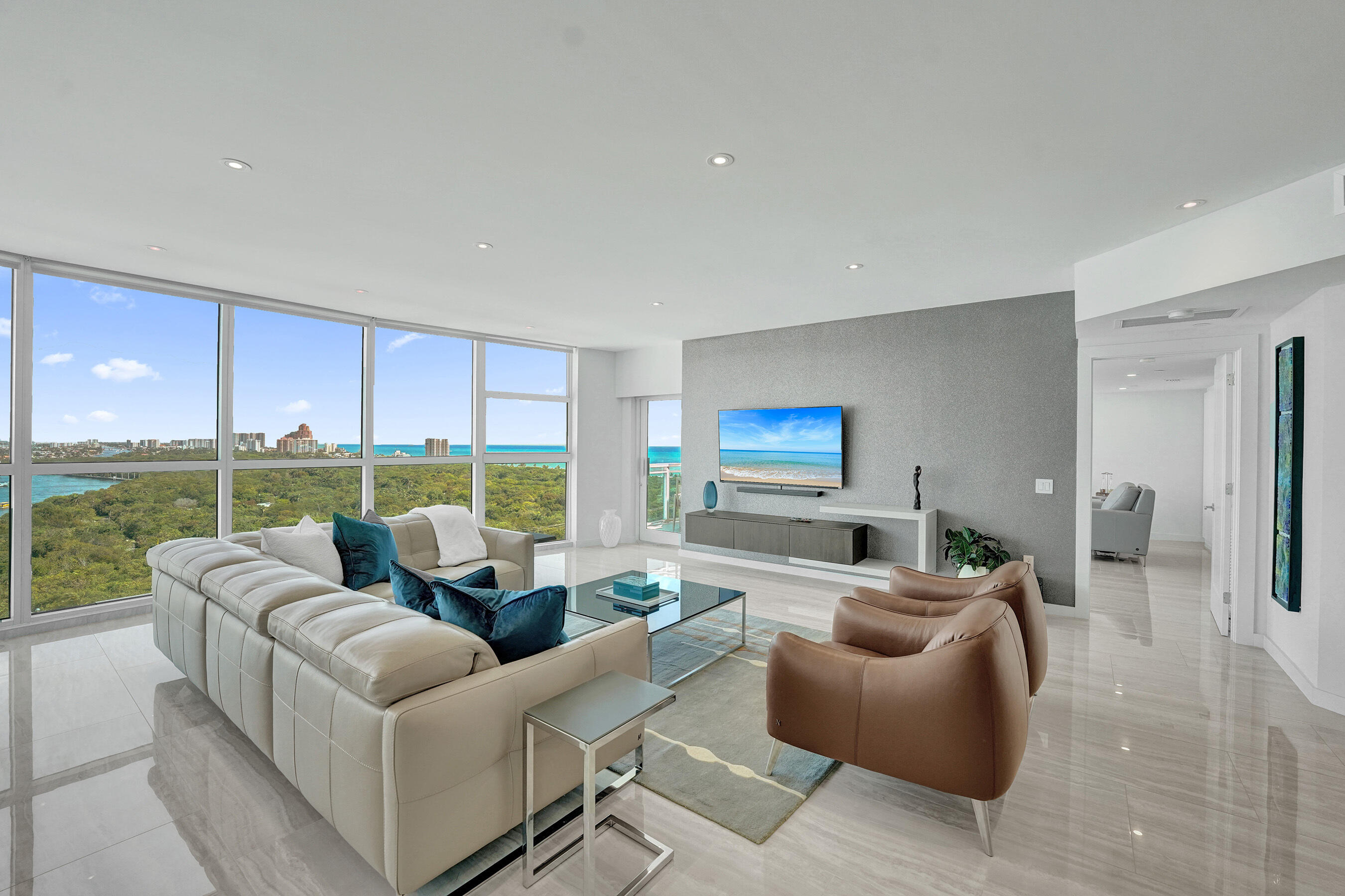 2845 NE 9th #Ph5 Fort Lauderdale, FL 33304