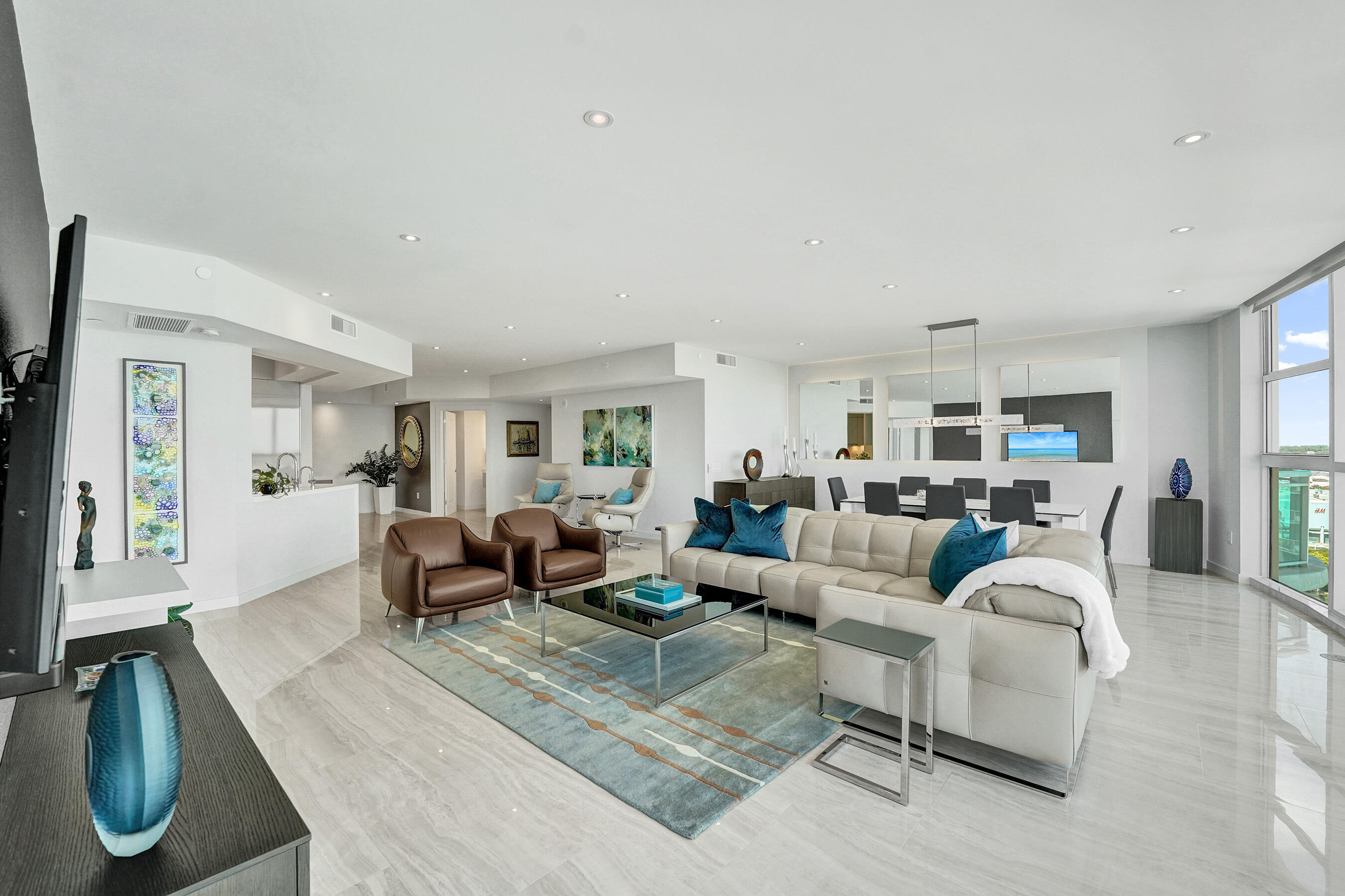 2845 NE 9th #Ph5 Fort Lauderdale, FL 33304