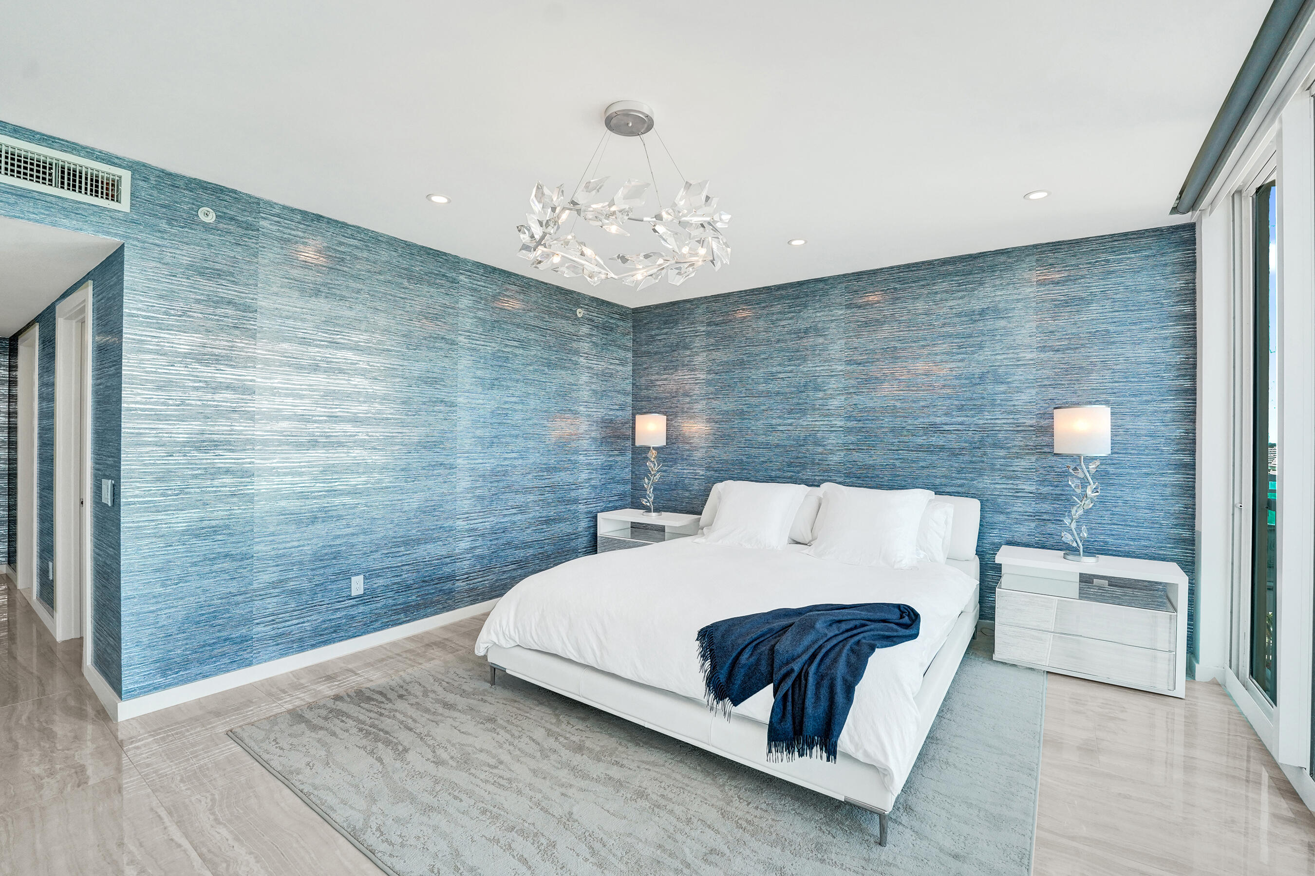 2845 NE 9th #Ph5 Fort Lauderdale, FL 33304