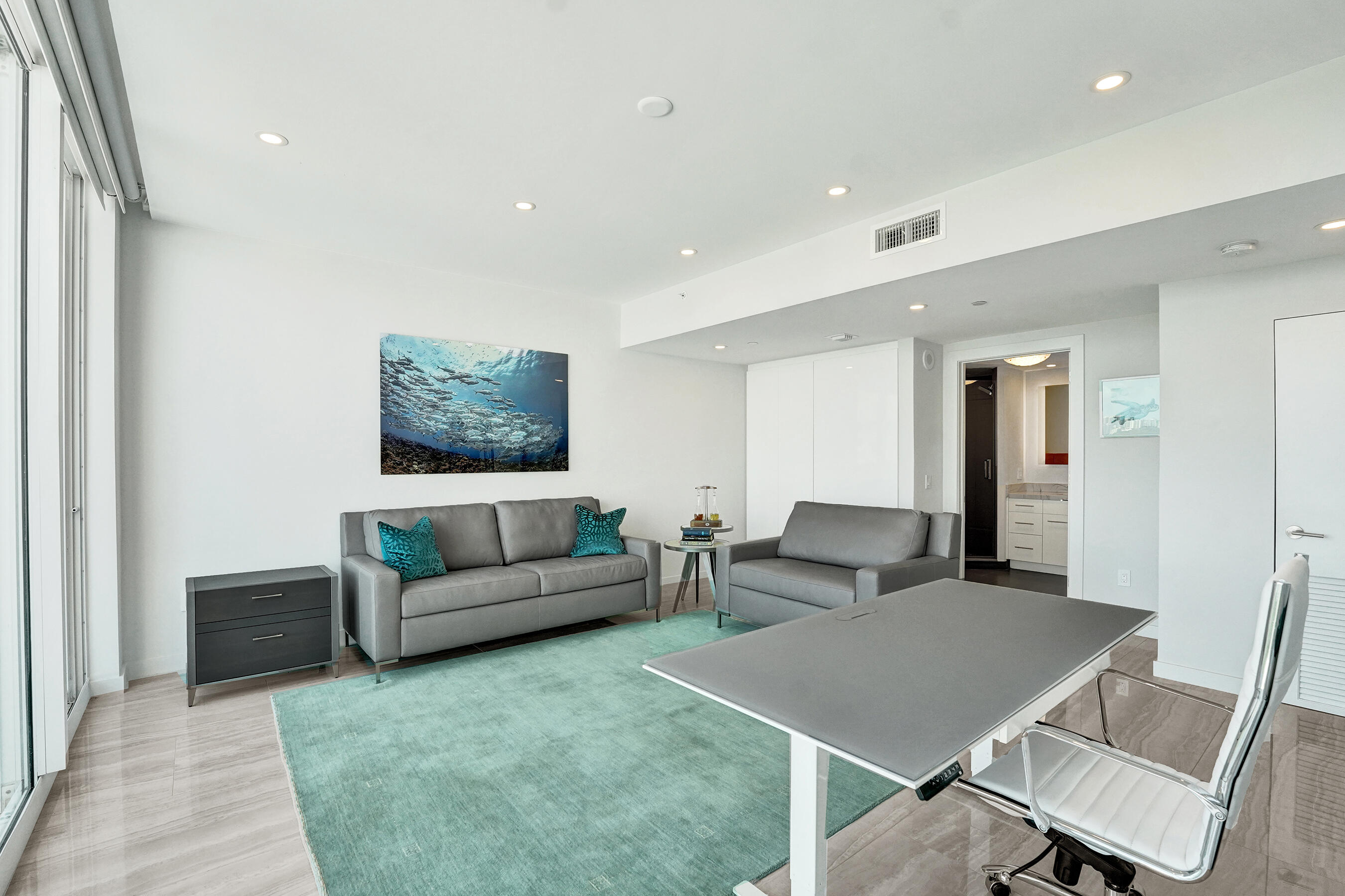 2845 NE 9th #Ph5 Fort Lauderdale, FL 33304