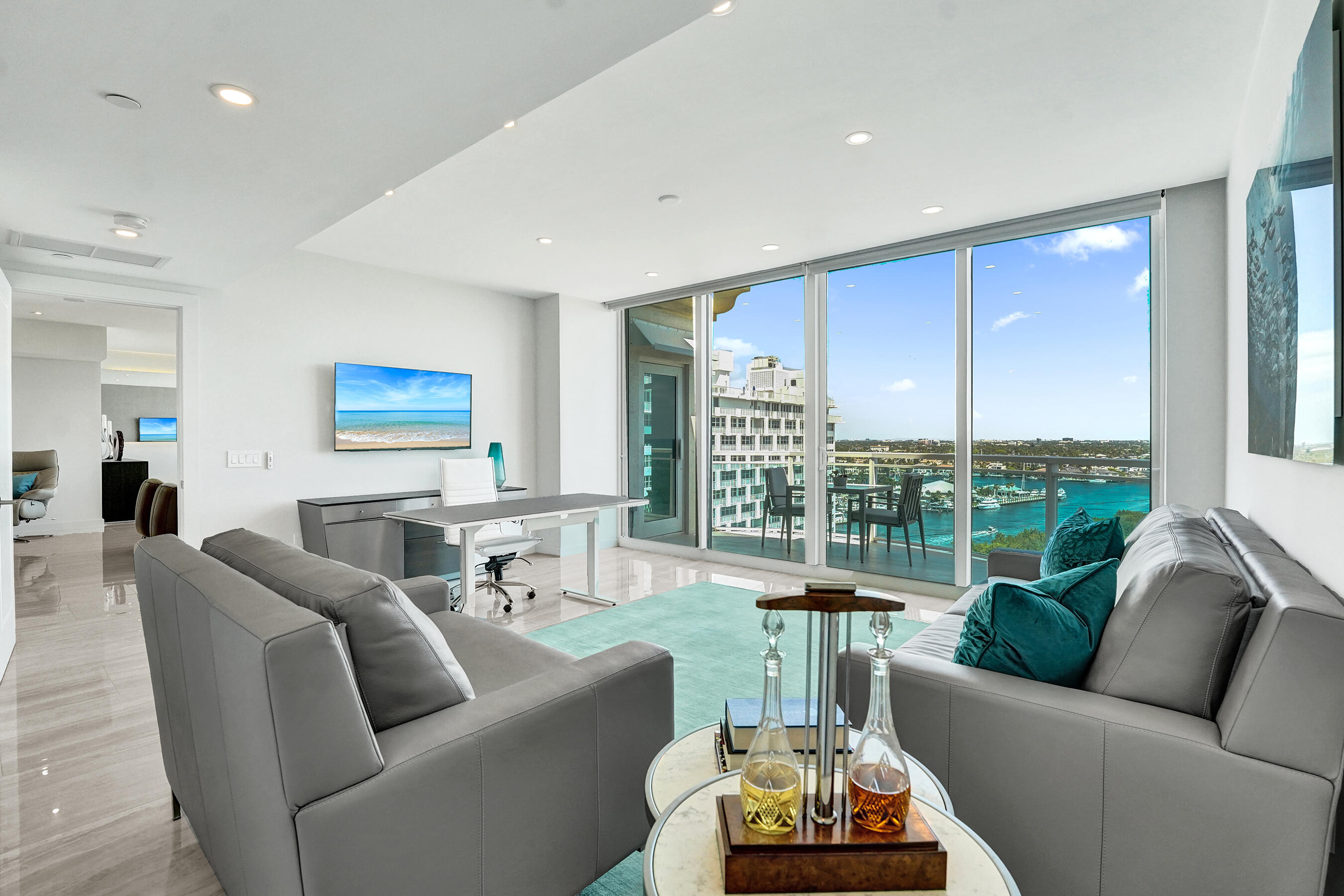 2845 NE 9th #Ph5 Fort Lauderdale, FL 33304