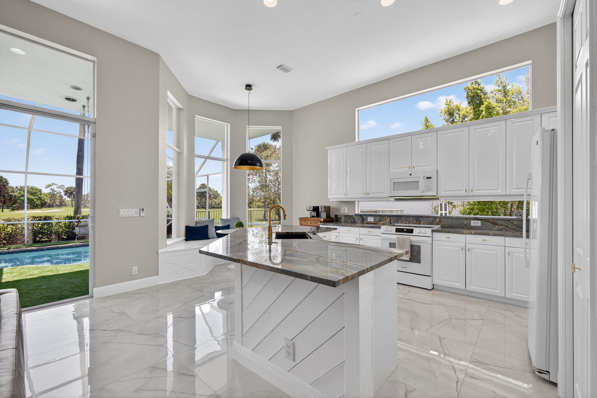 6778 Oakmont West Palm Beach, FL 33412