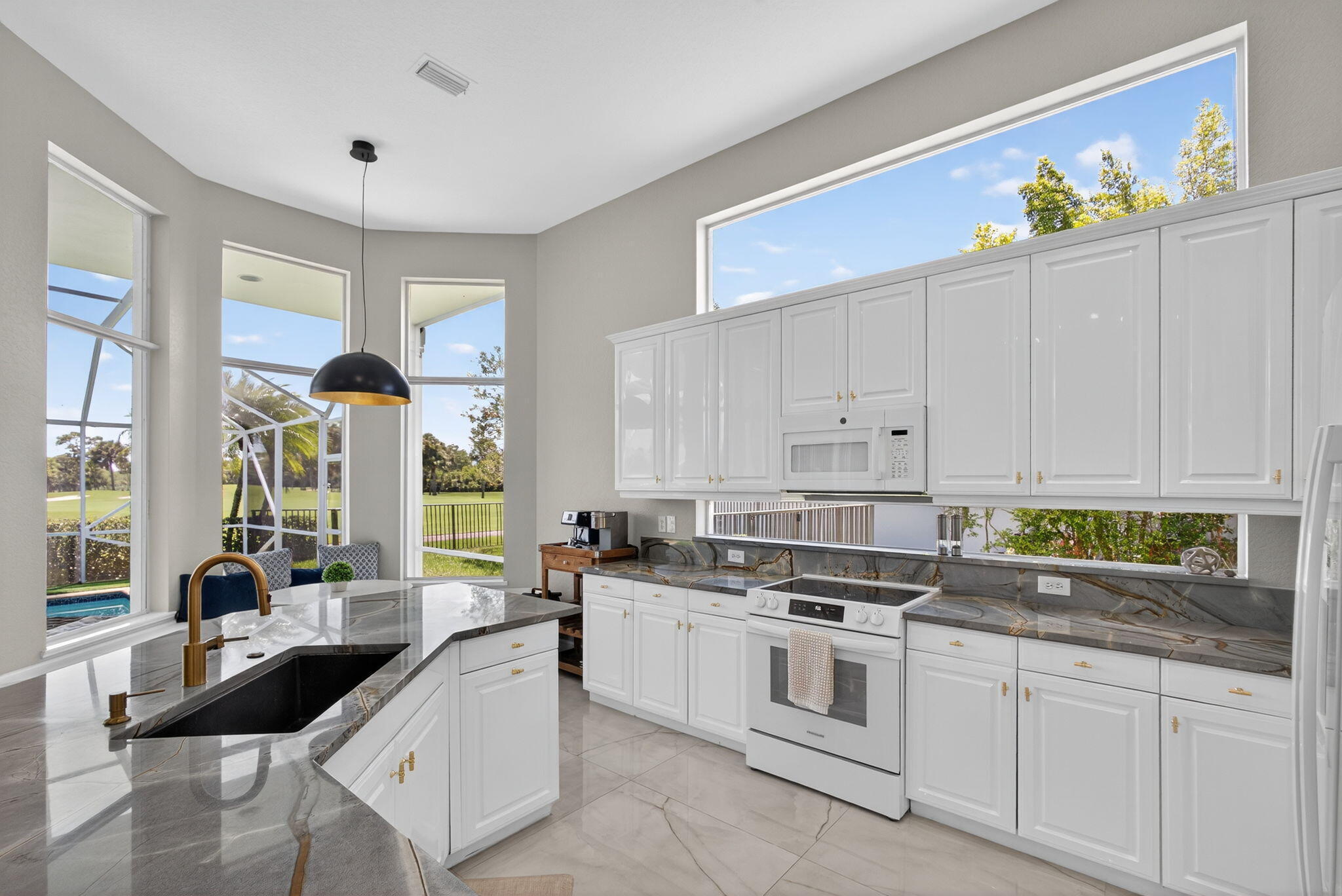 6778 Oakmont West Palm Beach, FL 33412