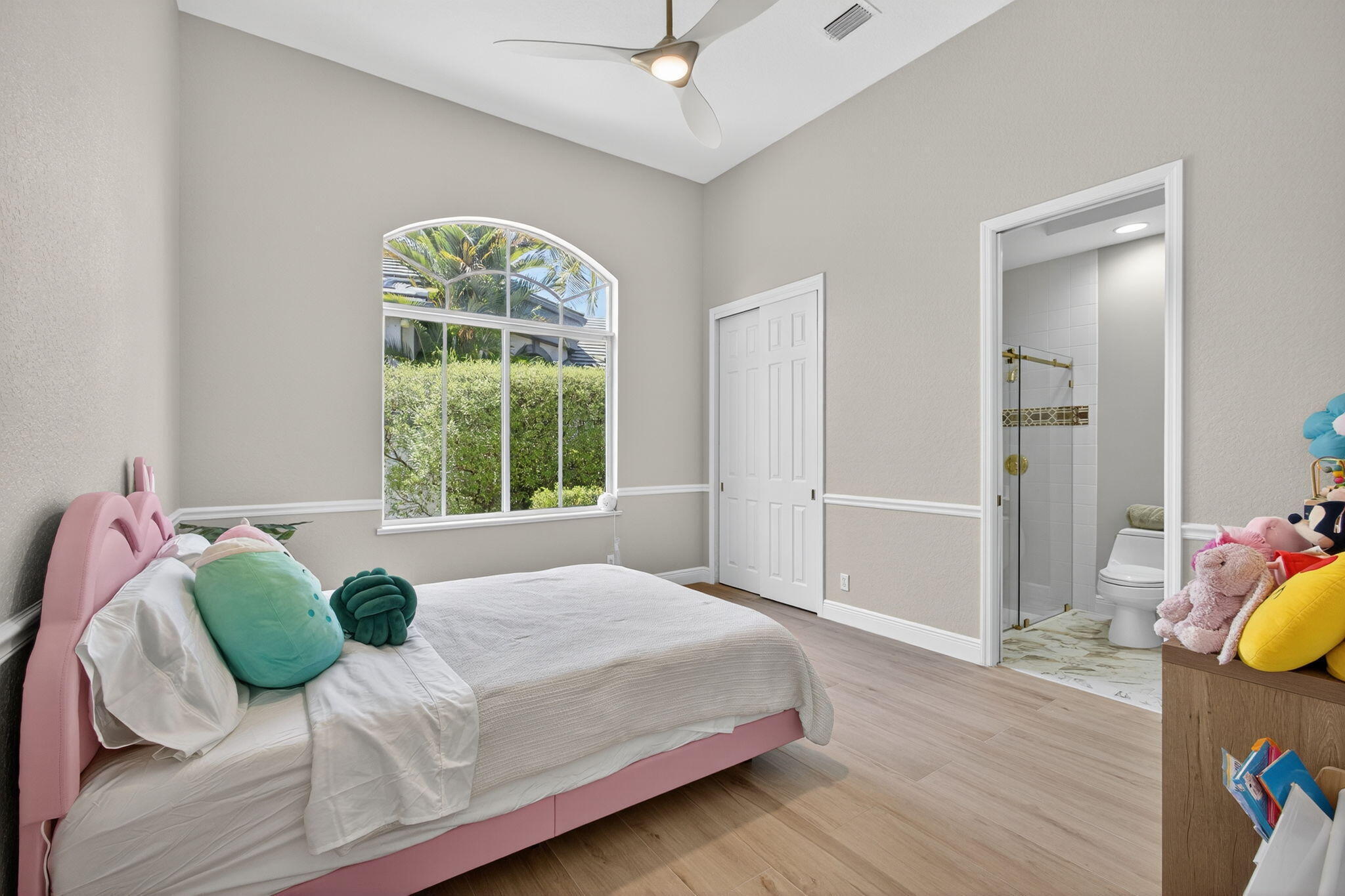 6778 Oakmont West Palm Beach, FL 33412