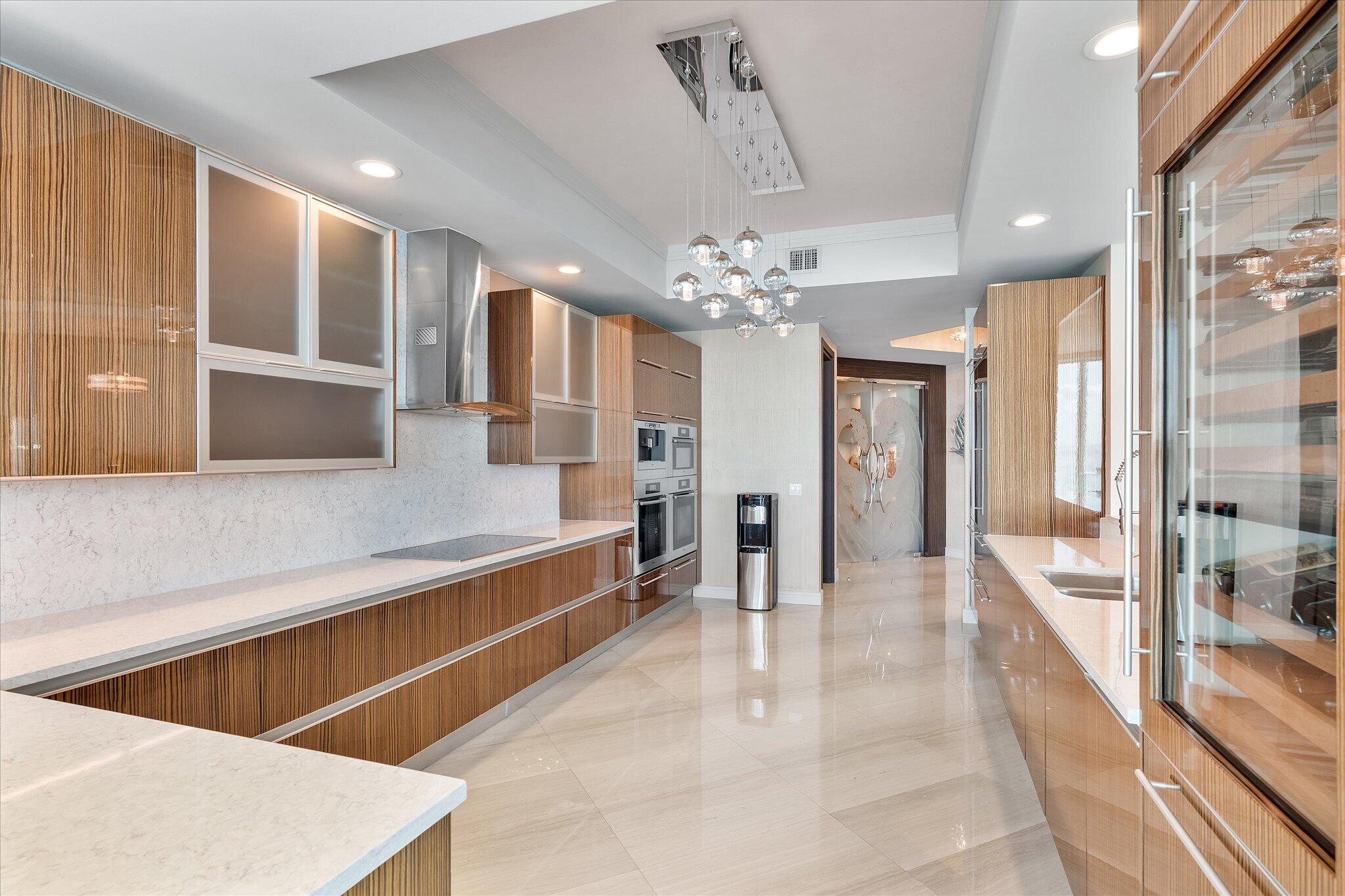 2711 S Ocean #3602 Hollywood, FL 33019