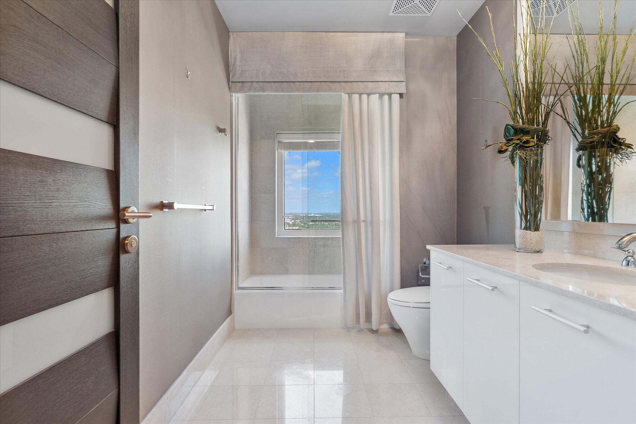 2711 S Ocean #3602 Hollywood, FL 33019