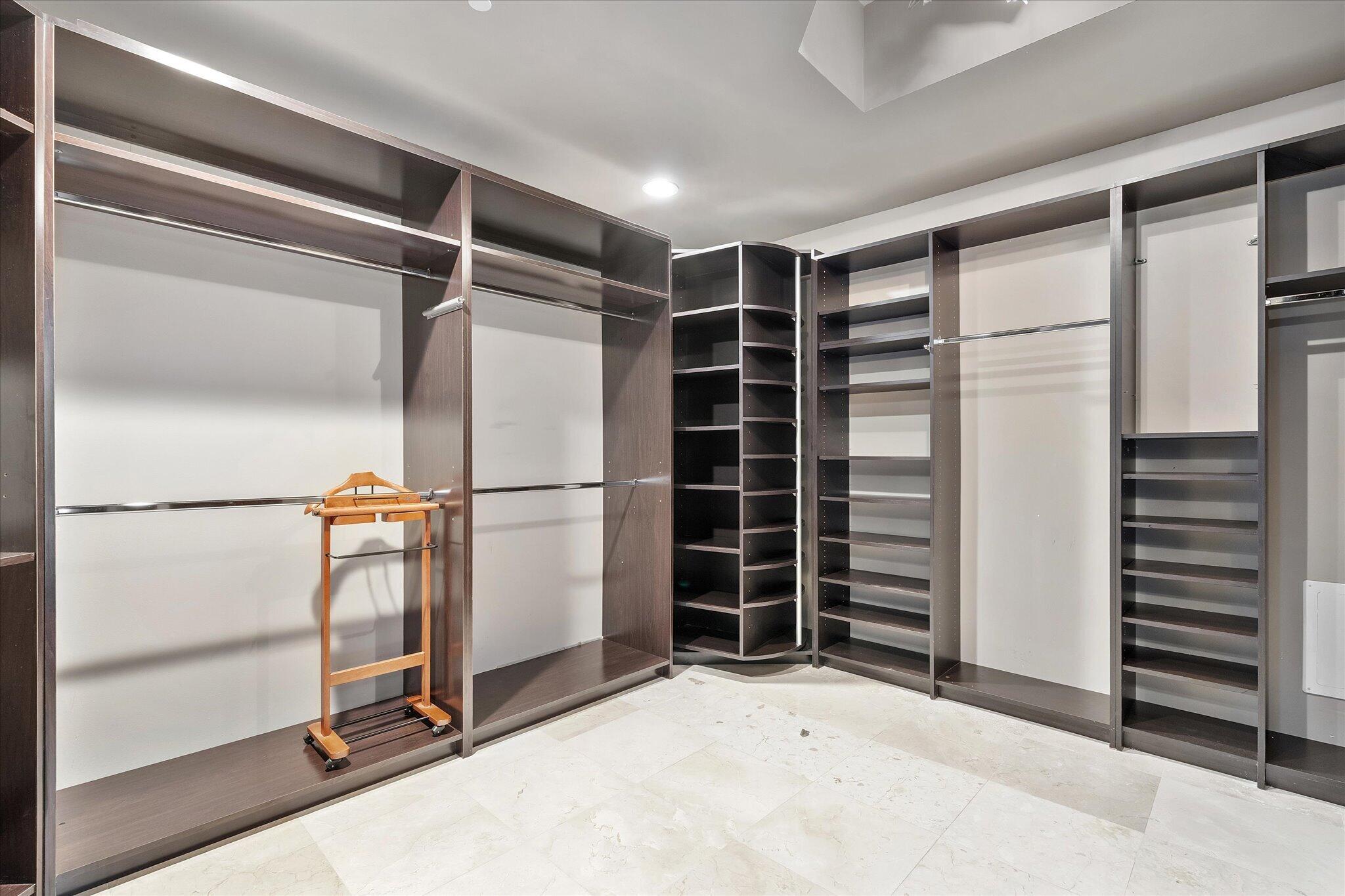 2711 S Ocean #3602 Hollywood, FL 33019
