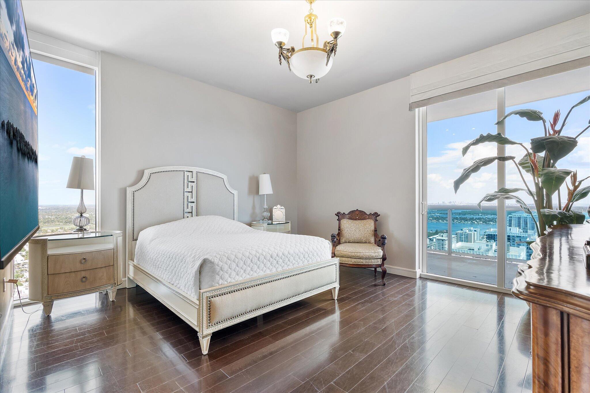 2711 S Ocean #3602 Hollywood, FL 33019