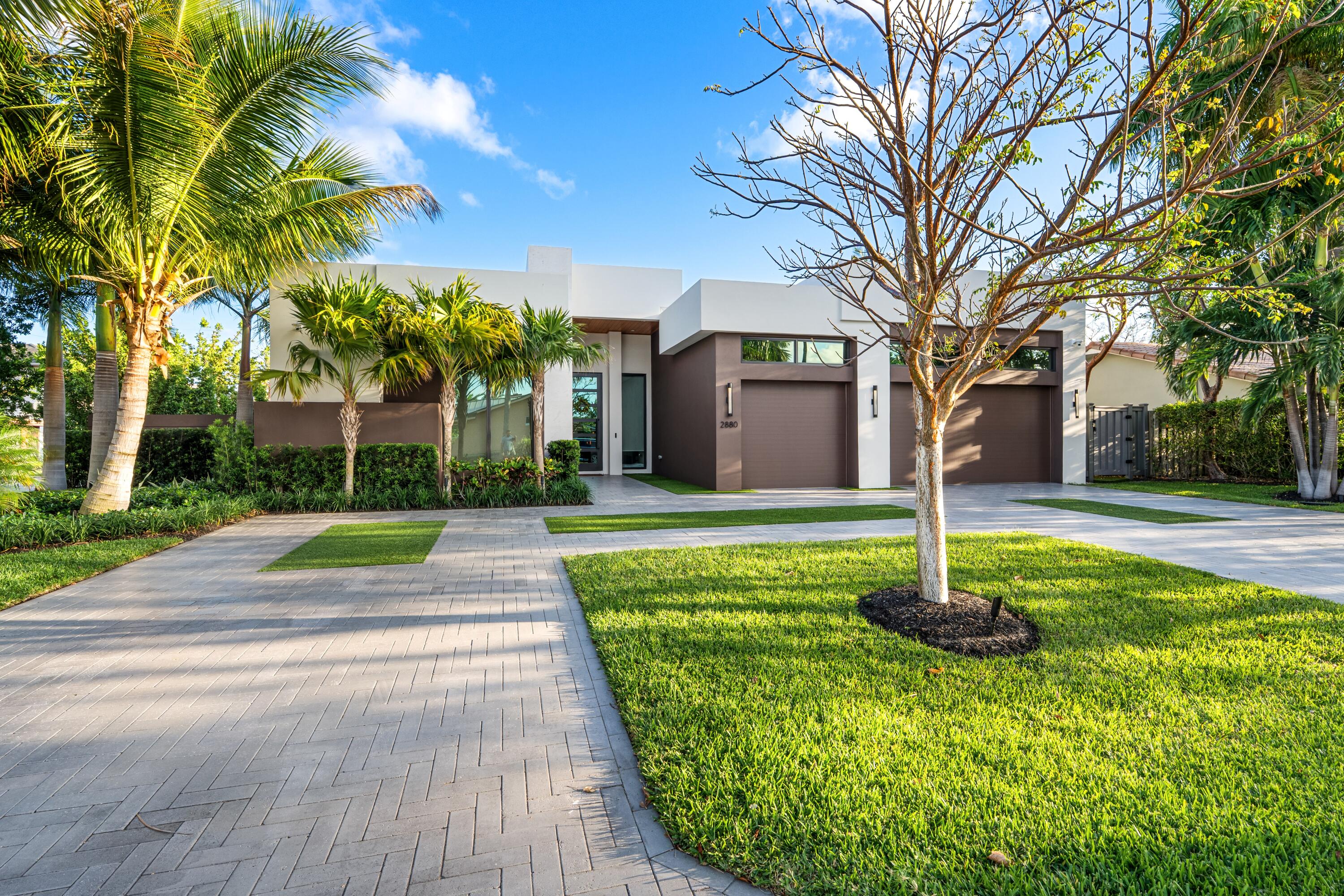 2880 NE 35th Lighthouse Point, FL 33064