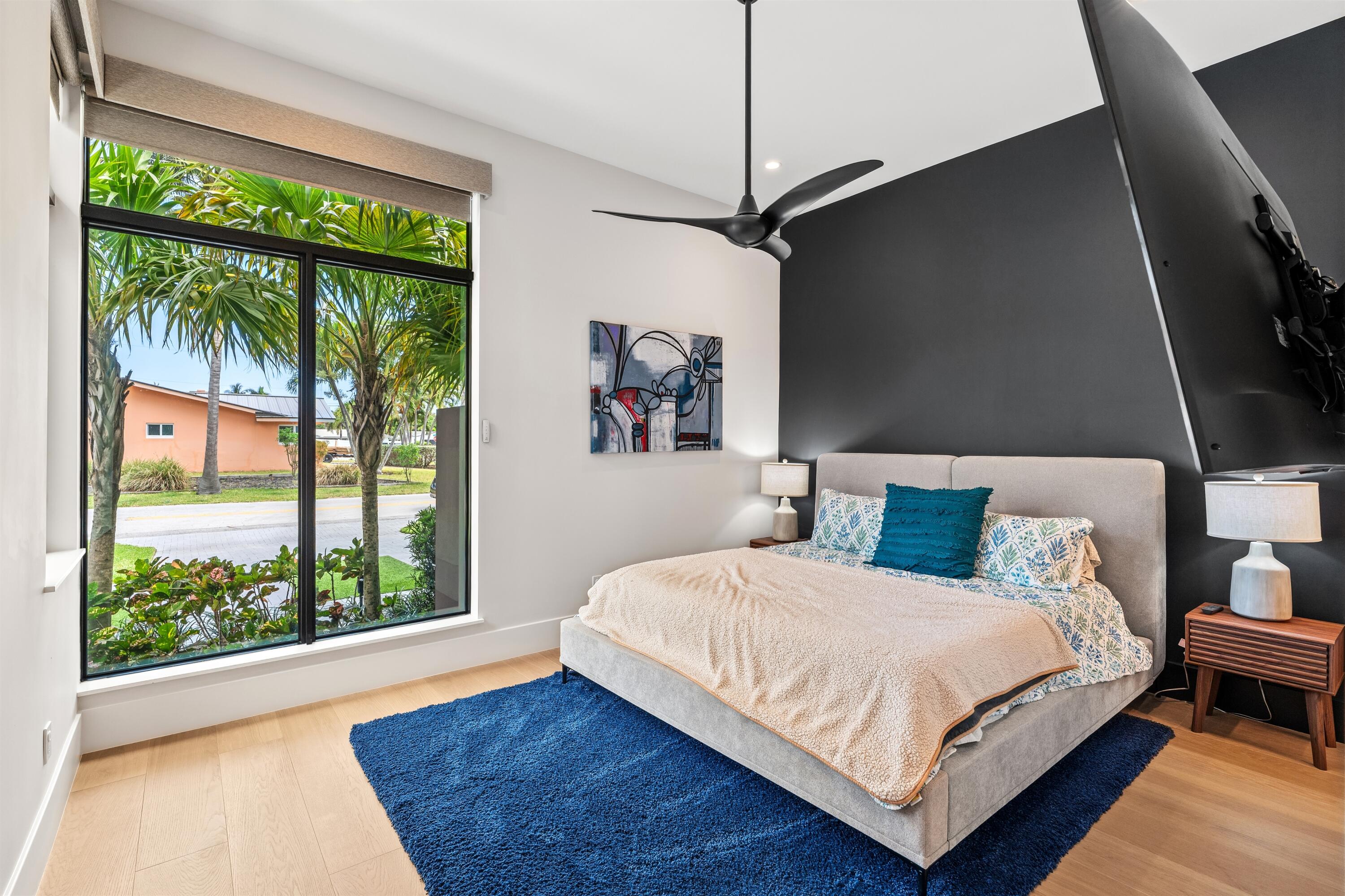 2880 NE 35th Lighthouse Point, FL 33064
