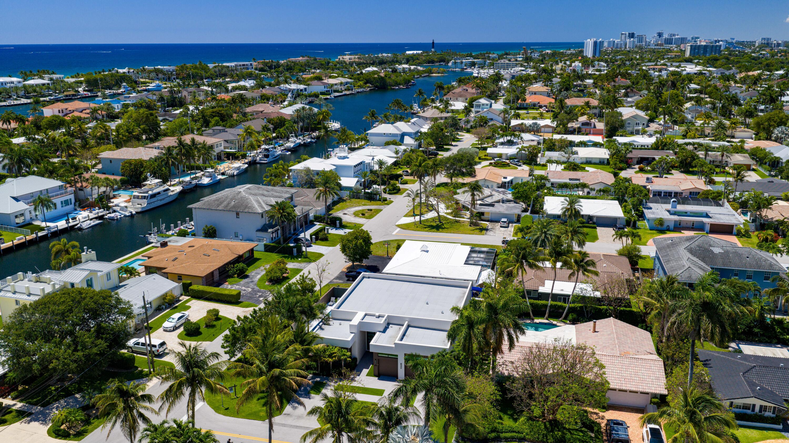2880 NE 35th Lighthouse Point, FL 33064