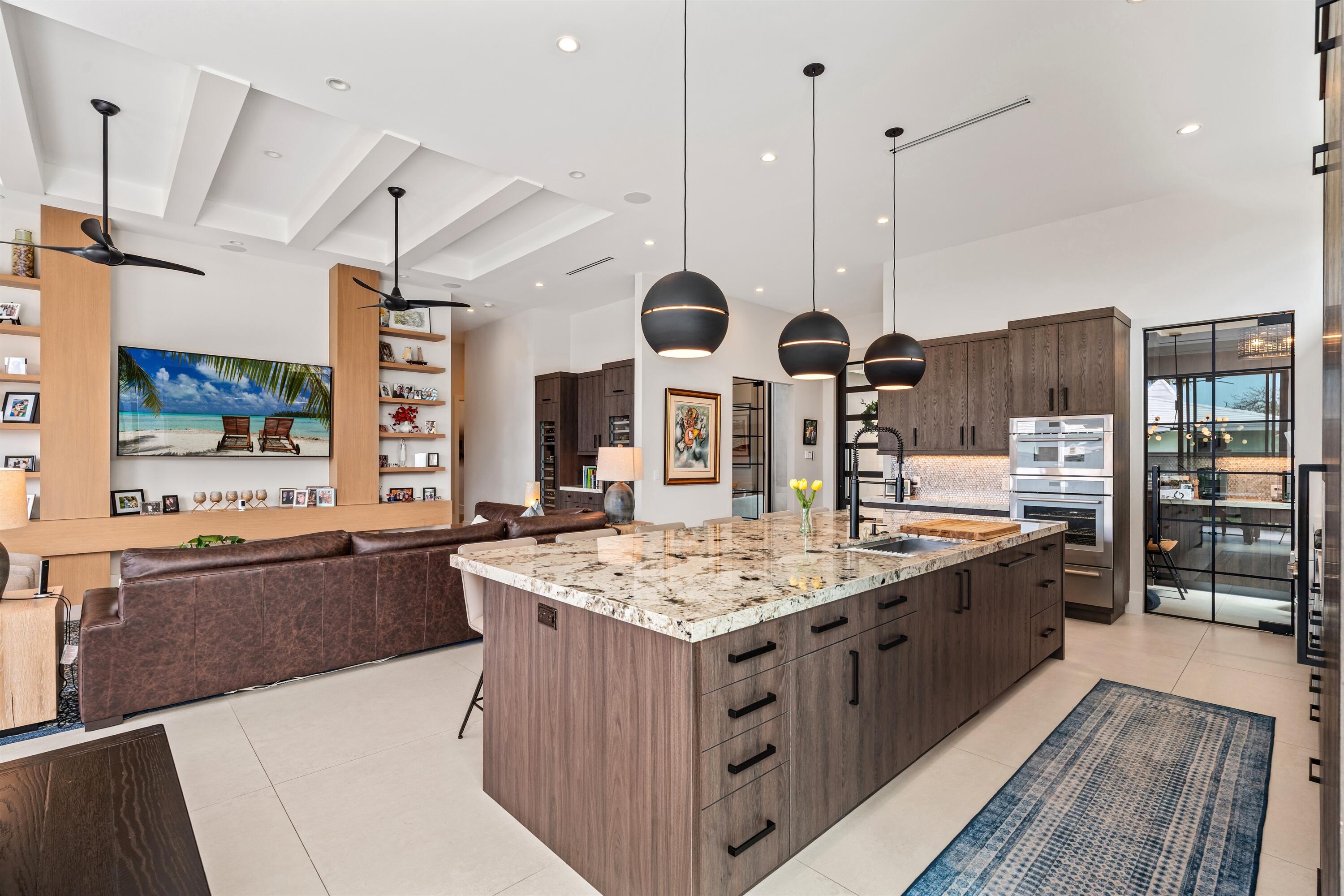 2880 NE 35th Lighthouse Point, FL 33064