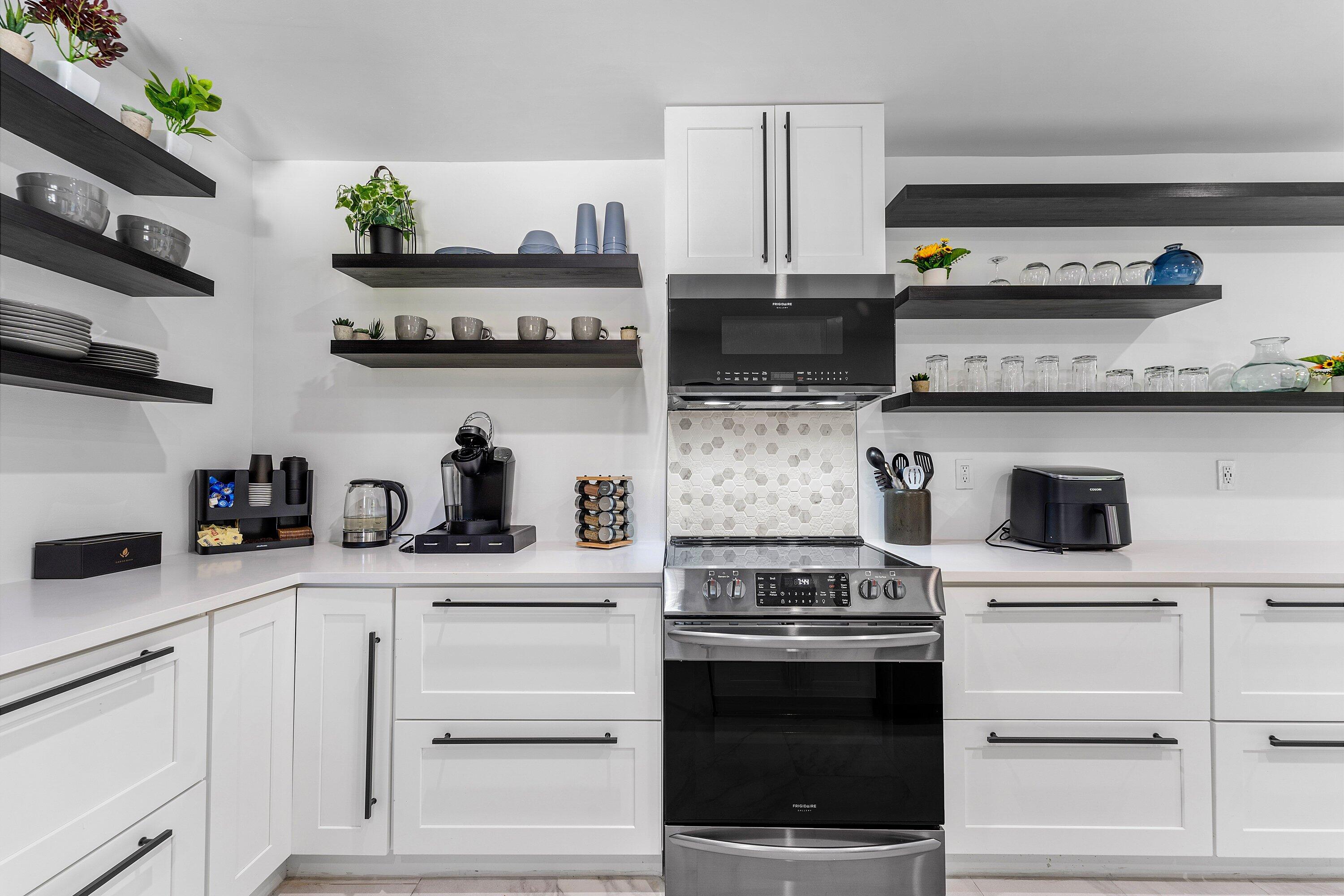 3000 NE 21st Fort Lauderdale, FL 33306